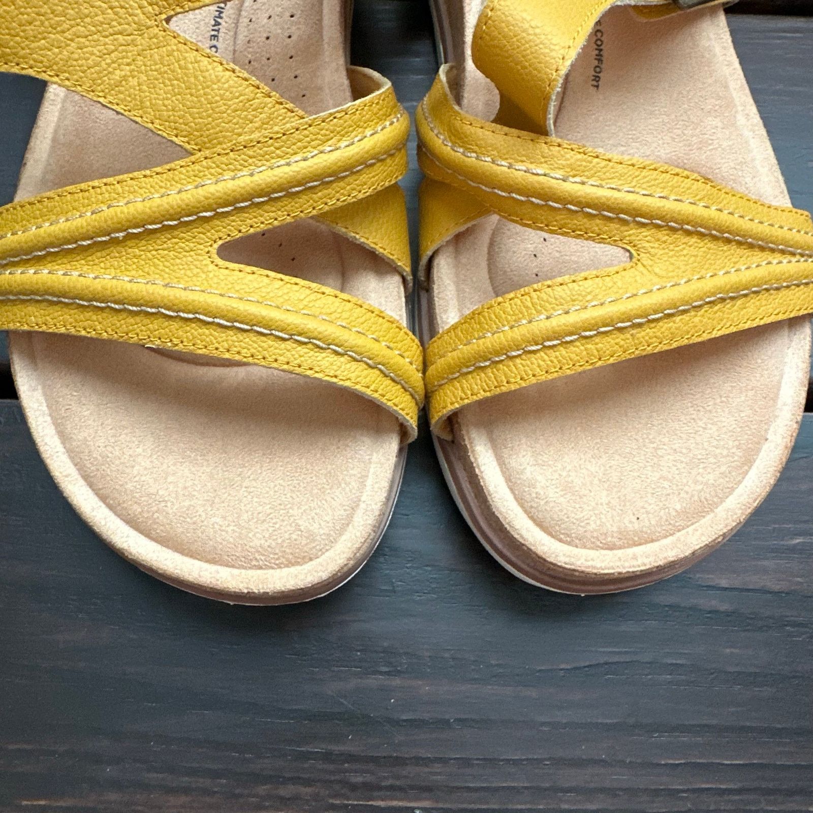 Clarks Clarks Brynn Step Women's Sandal Yellow Size 9.5 W WIDE NWOT Size US 9.5 / IT 39.5 - 10 Thumbnail