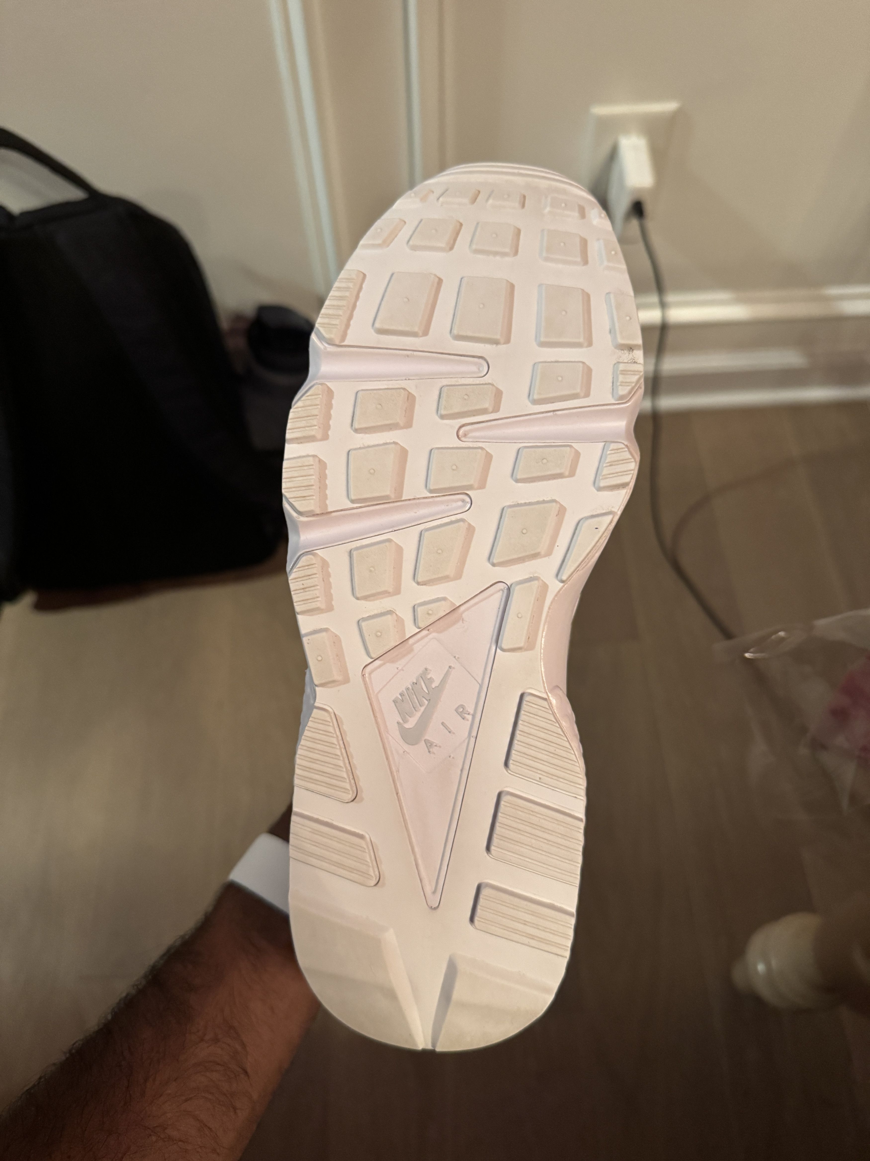 Nike Nike Air Hurache Size US 9 / EU 42 - 1 Thumbnail