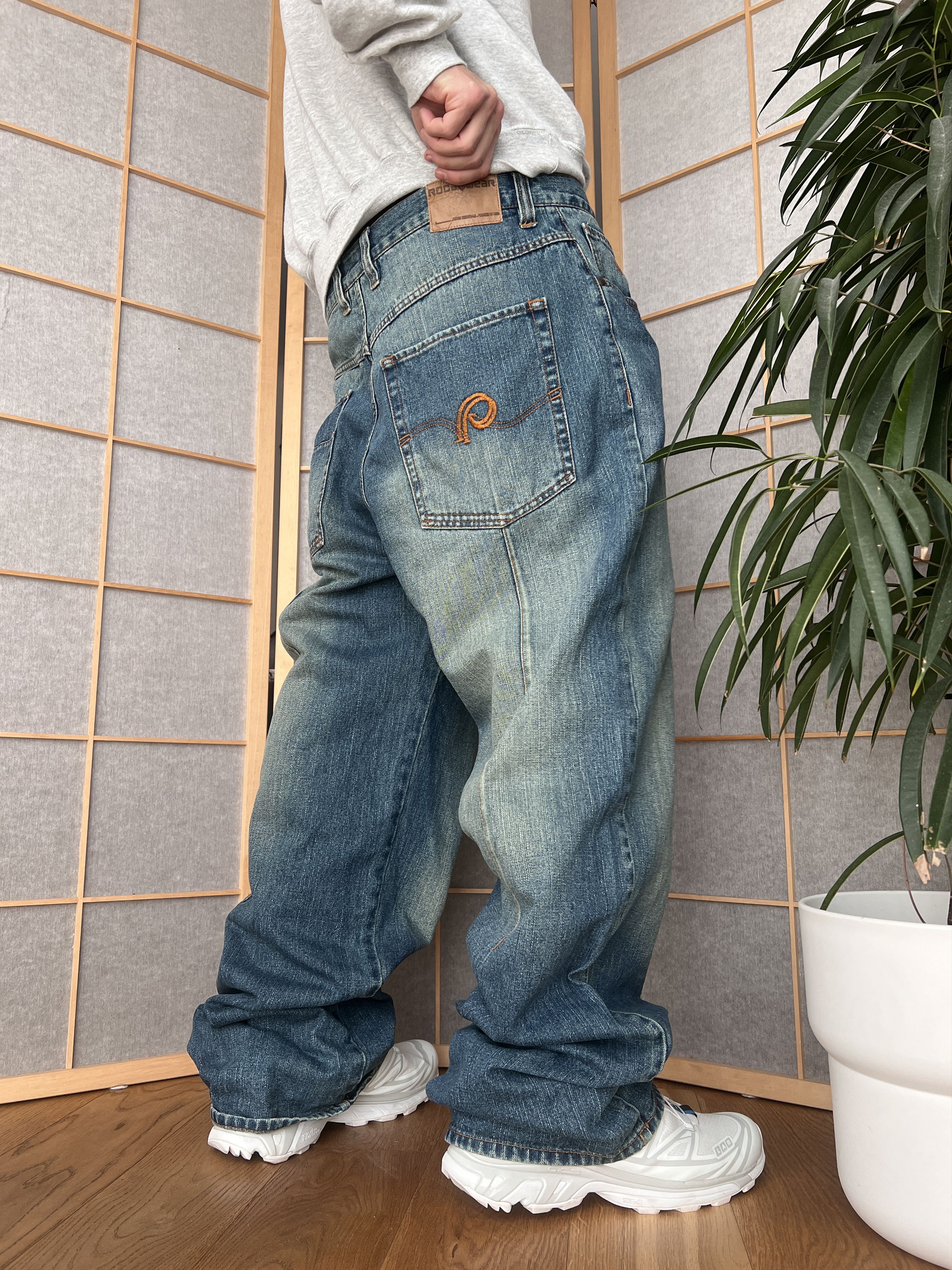 Crazy! Rocawear baggy denim dirty jeans y2k VTG 1990s JNCO