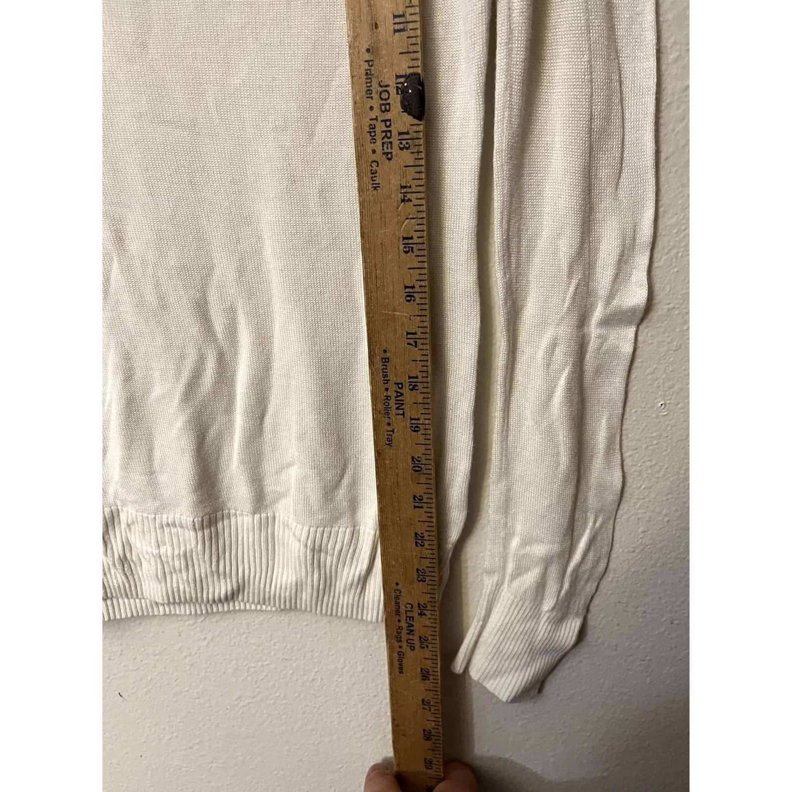 Bebe VINTAGE Bebe Moda Womens Sweater Medium White Round Neck Long Sleeve Stretch Size M / US 6-8 / IT 42-44 - 4 Thumbnail