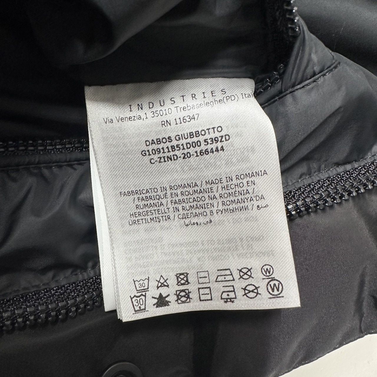 Moncler Moncler Dabos size 2 M medium mens down puffer jacket black Size US M / EU 48-50 / 2 - 19 Thumbnail
