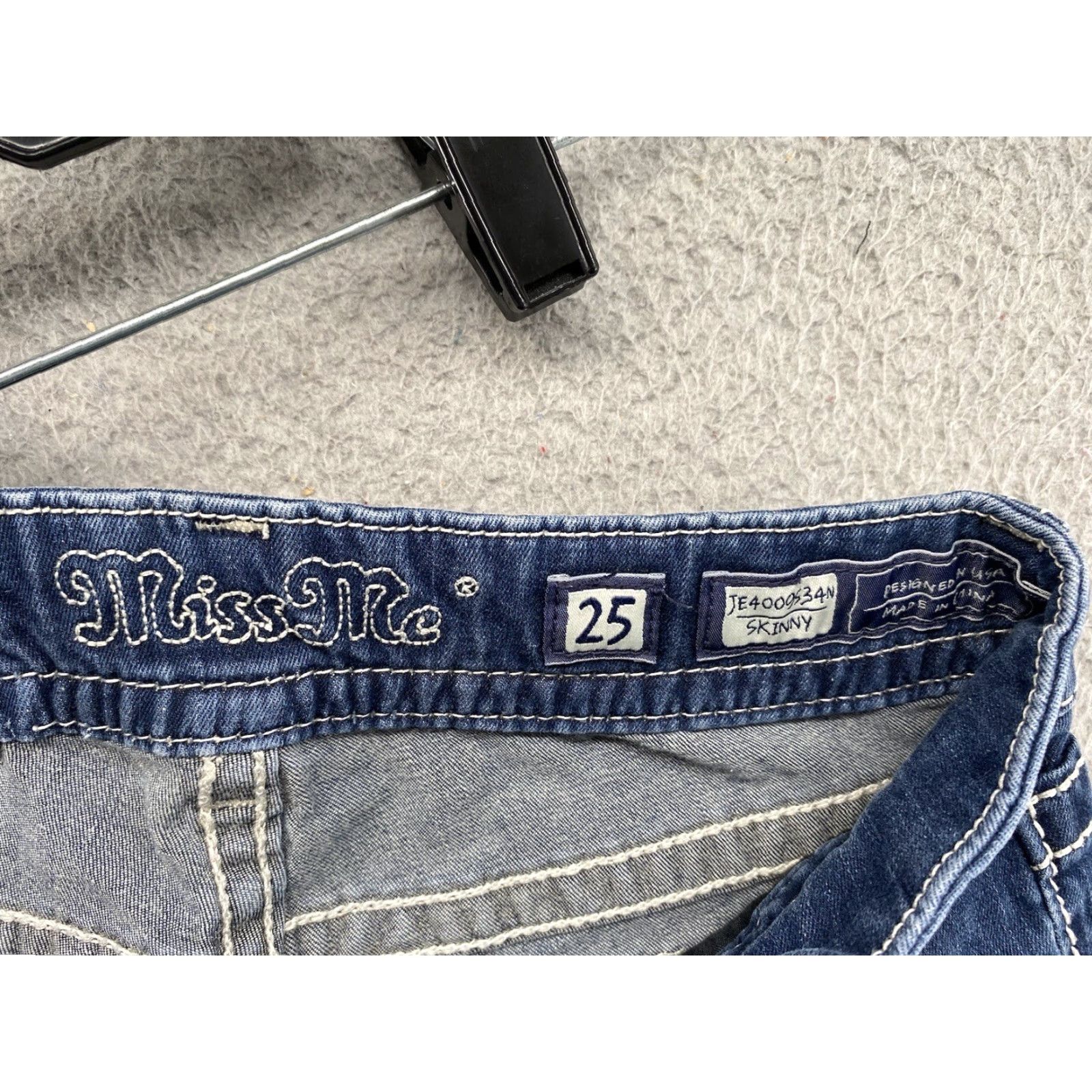 Miss Me Miss Me Jeans Women’s Blue Denim Skinny Low Rise Pockets JE4009534N Size 25 Size 42" / US 20 - 4 Thumbnail
