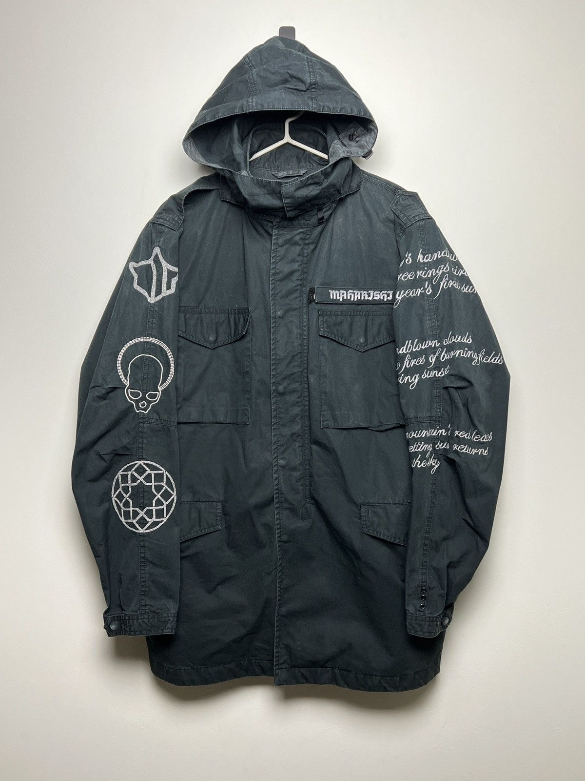 image of Archival Clothing x Maharishi M-65 Field Multipocket Jacket Number Nine in Black (Size Medium)