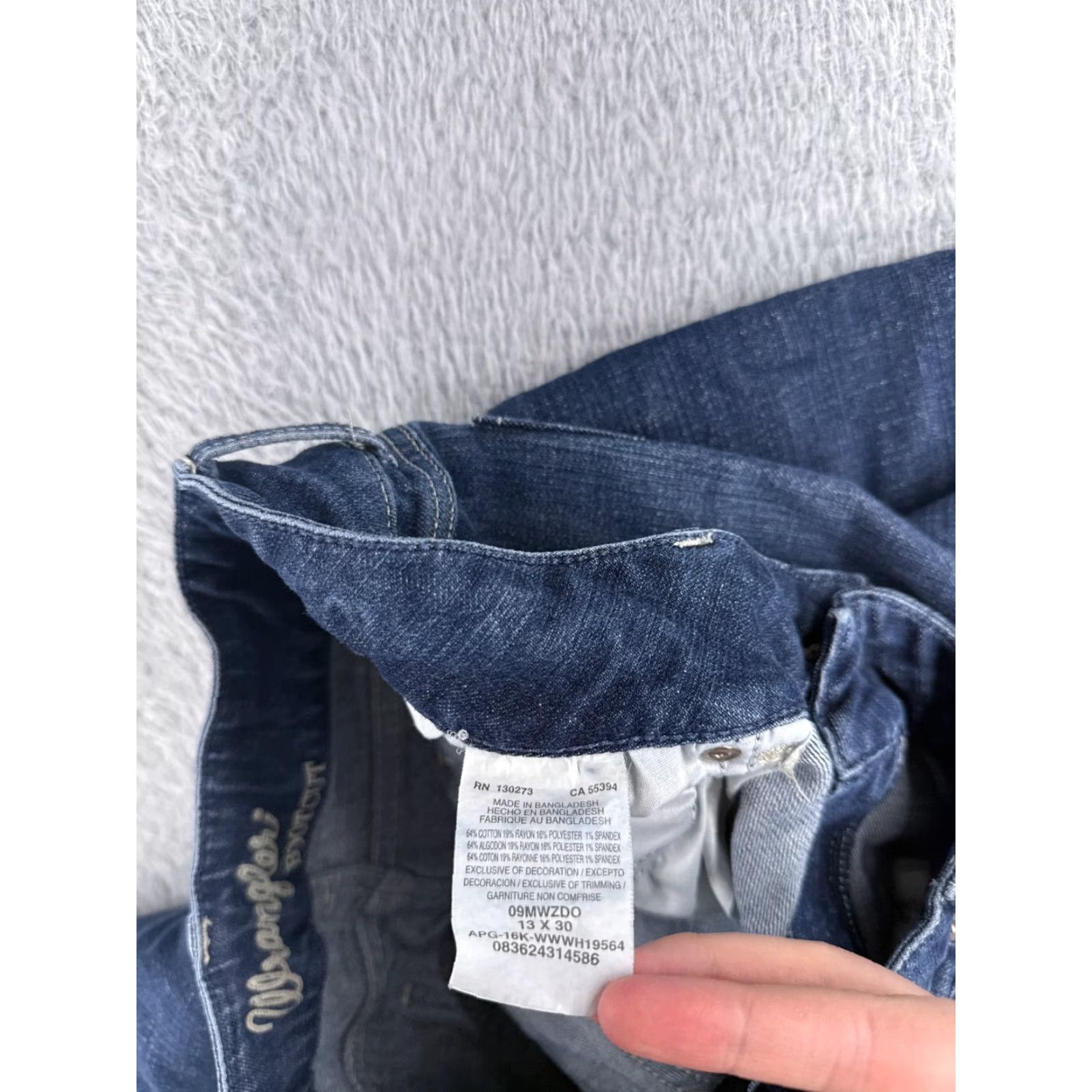 Wrangler Wrangler Jeans Women 13 Blue Denim Bootcut Embroidered Cotton Western 33x27 Regular Inseam 27" Pants 5-Pocket Southwestern Cowboy Designer Mens Size 34" / US 12 / IT 48 - 7 Thumbnail