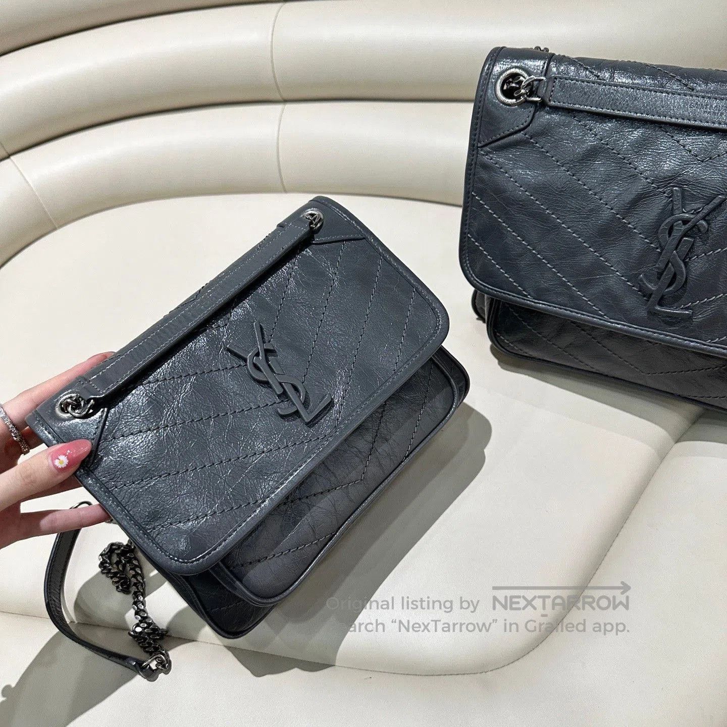 Yves Saint Laurent YSL D. Size ONE SIZE - 1 Thumbnail