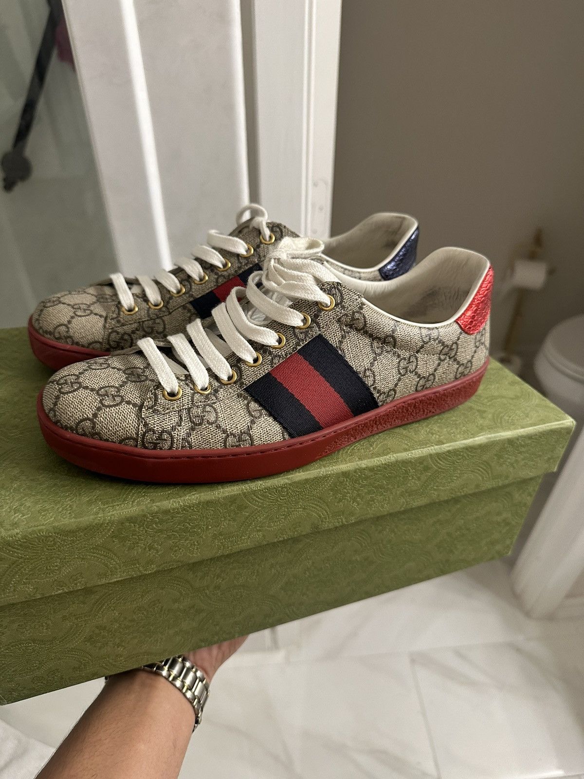 Gucci Gucci Men's Monogram Leather Sneakers Size US 9 / EU 42 - 1 Thumbnail