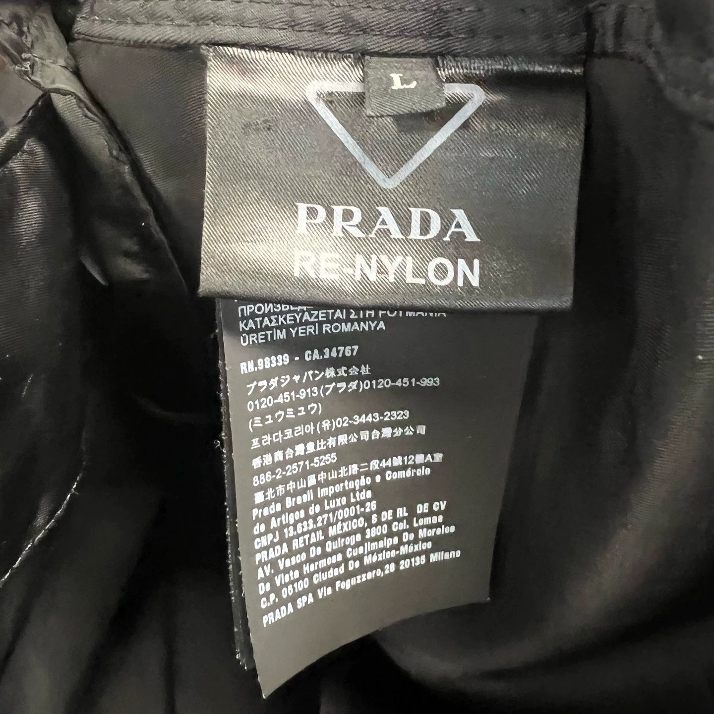 Prada PRADA button logo nylon short-sleeve shirt L 99 new Size US L / EU 52-54 / 3 - 5 Thumbnail