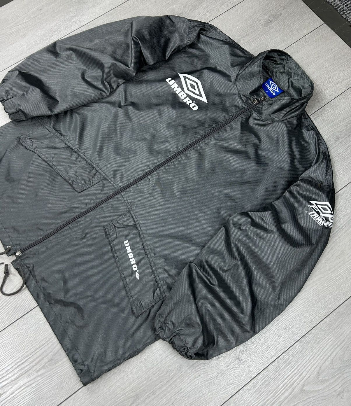 Umbro Umbro Vintage Light Jacket size M - L Size US M / EU 48-50 / 2 - 3 Thumbnail