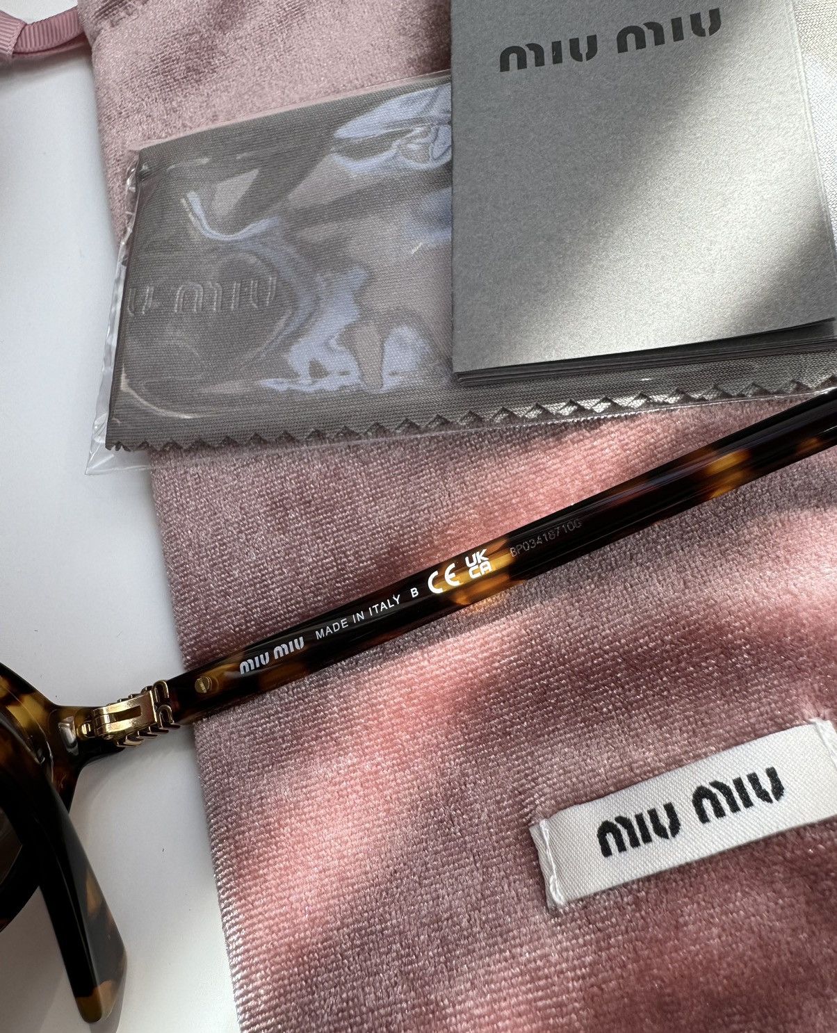 Miu Miu NEW Miu Miu sunglasses MU 04ZS VAU-07F Size ONE SIZE - 9 Thumbnail