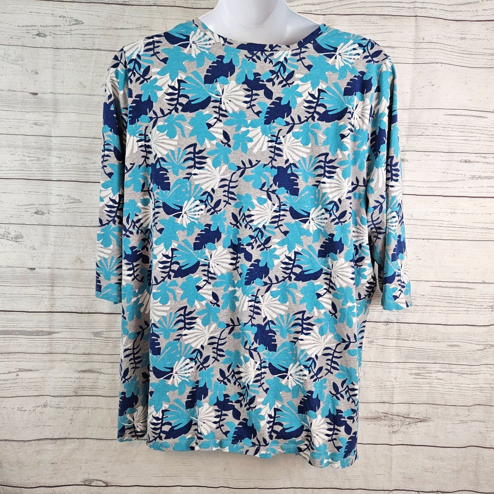Vintage Woman Within Womens Top 3X Blue Gray Leaf Print 3/4 Sleeve Cotton Blend T-Shirt Ladies Womens Shirts Size XXL / US 16-18 / IT 52-54 - 3 Thumbnail