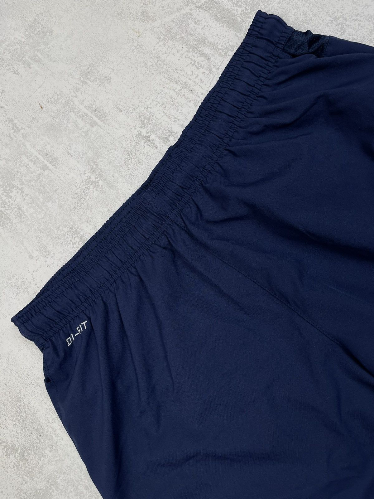 Nike Nike FC Barcelona 2013/14 Training Dri-FITPerformance Shorts Size US 35 - 4 Thumbnail