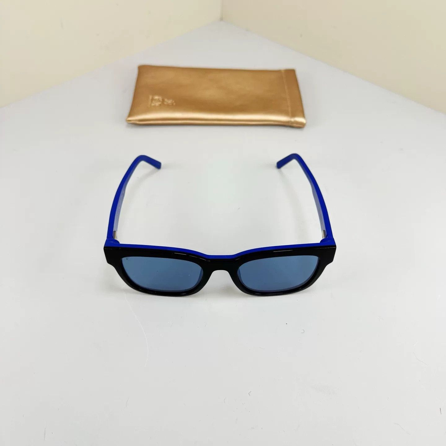 Louis Vuitton Louis Vuitton Outerspace Sunglasses Size ONE SIZE - 4 Thumbnail