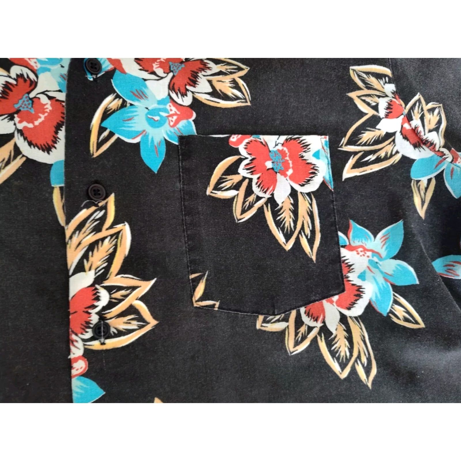 Vintage VINTAGE Islander Hawaiian Shirt Black Floral Rayon XL Button-Up Casual Mens Size US XL / EU 56 / 4 - 5 Thumbnail