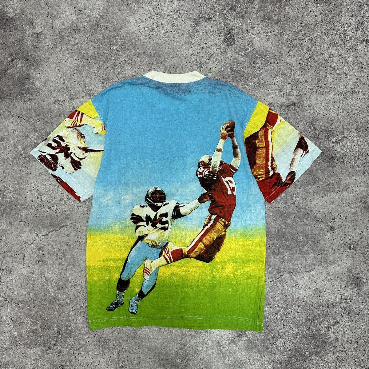 Vintage Vintage 90s American Football AOP rare tee AllOverPrint y2k Size US M / EU 48-50 / 2 - 2 Thumbnail