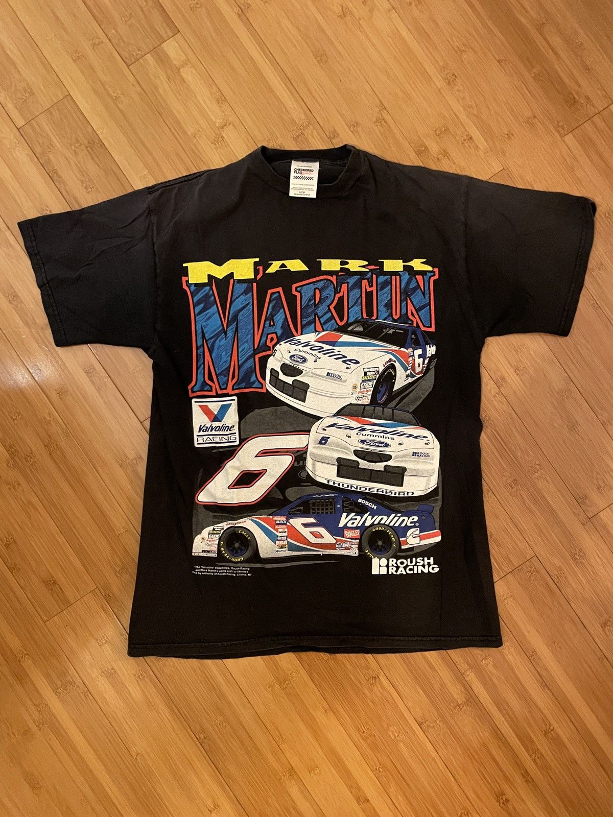 Vintage Vintage 90s Nascar Mark Martin Valvoline Racing Tee Size US L / EU 52-54 / 3 - 1 Thumbnail