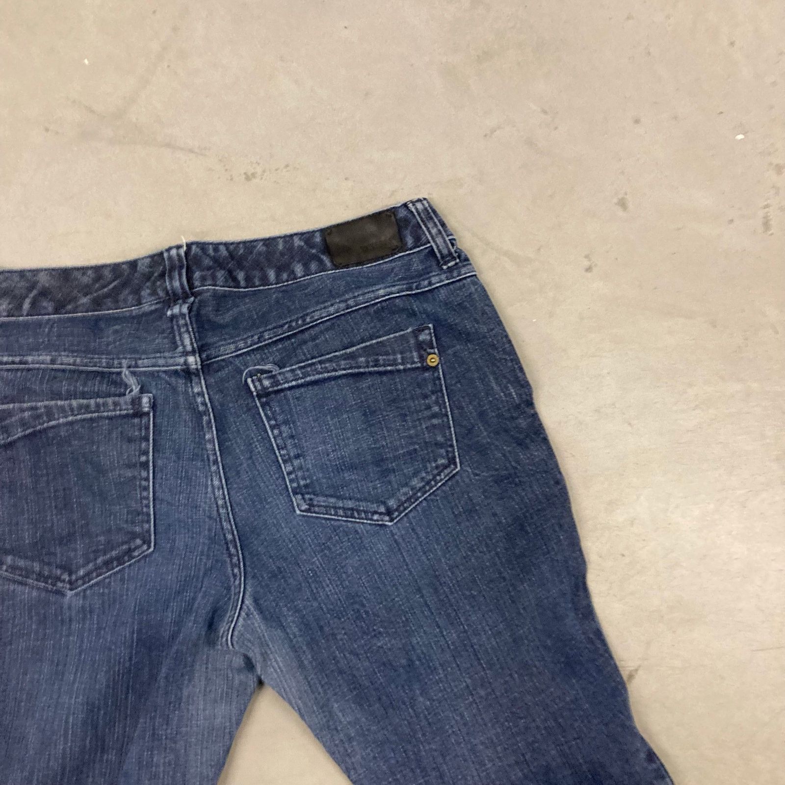 Express Y2K express low rise bootcut jeans 34x31 Size 32" / US 10 / IT 46 - 3 Thumbnail