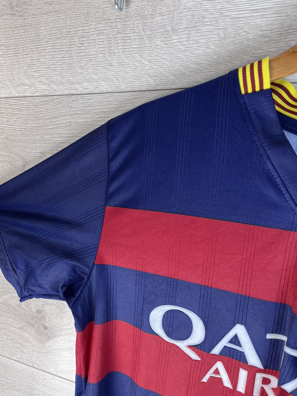Other Men’s soccer jersey Fc Barcelona LaLiga size M spor Size US M / EU 48-50 / 2 - 8 Thumbnail
