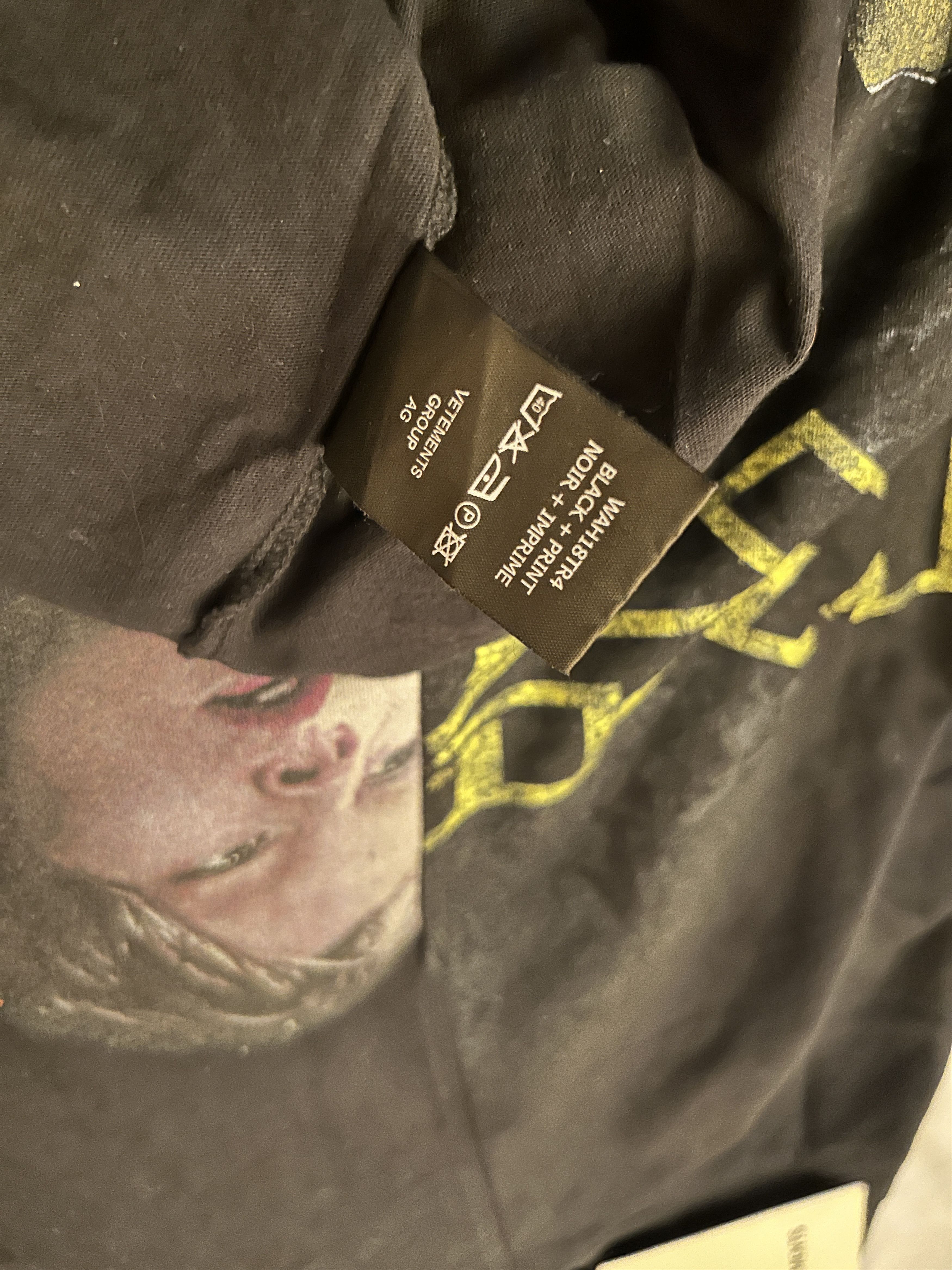 Vetements vetements split hooded kiss titanic lightweight hoodie Size US S / EU 44-46 / 1 - 3 Thumbnail