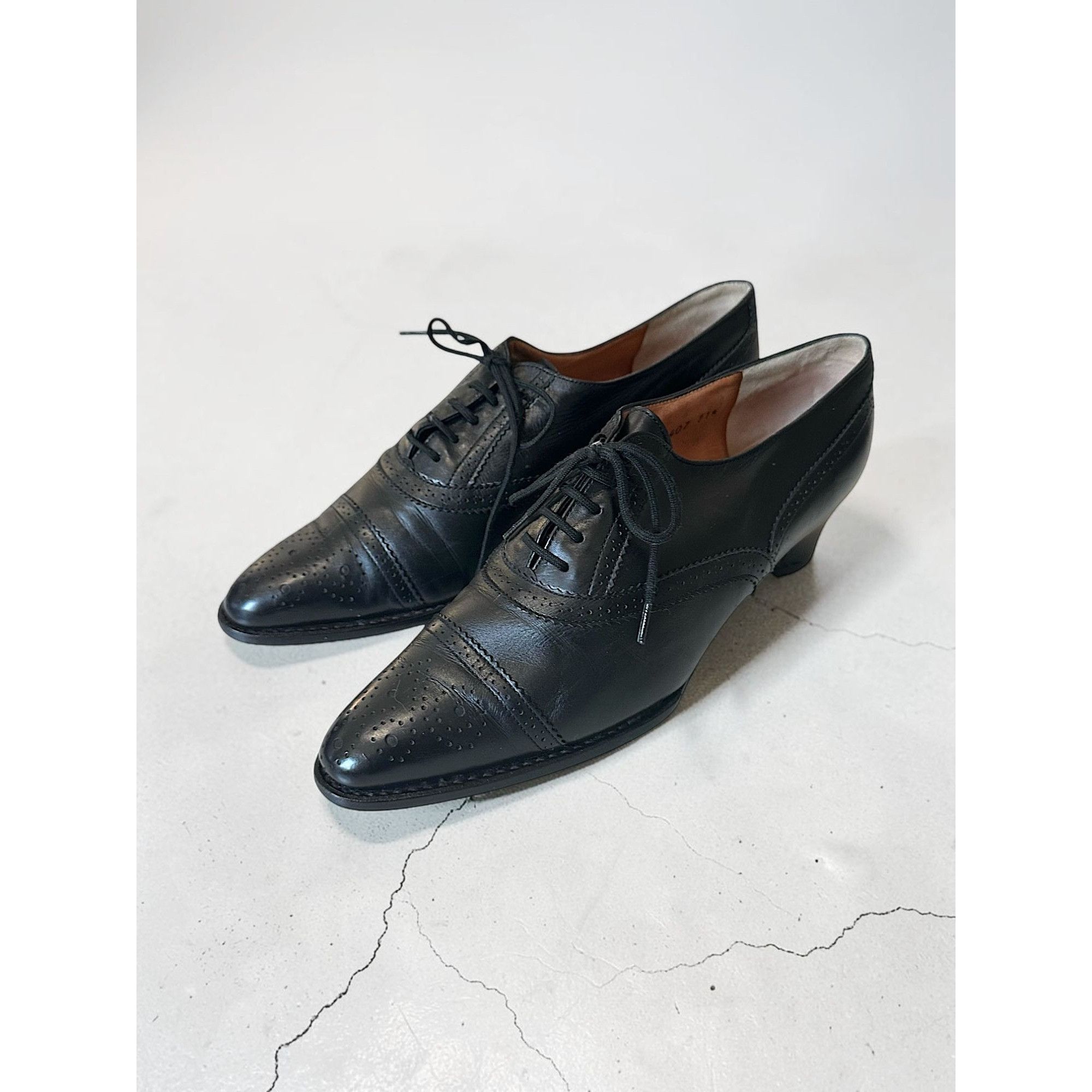 Robert Clergerie Vintage Robert Clergerie Oxford Heels 90s Black Leather Size US 7.5 / IT 37.5 - 2 Thumbnail