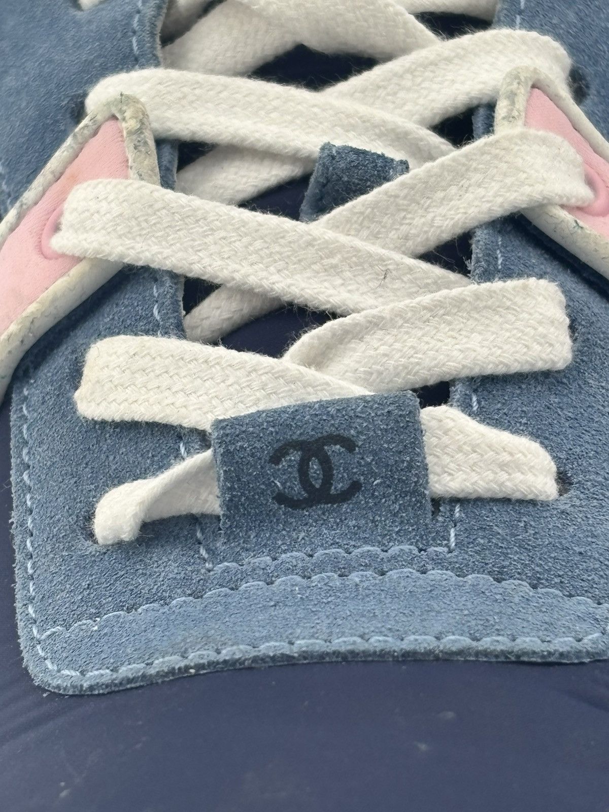 Chanel CHANEL SNEAKER SIZE 38.5 Size US 7.5 / IT 37.5 - 7 Thumbnail