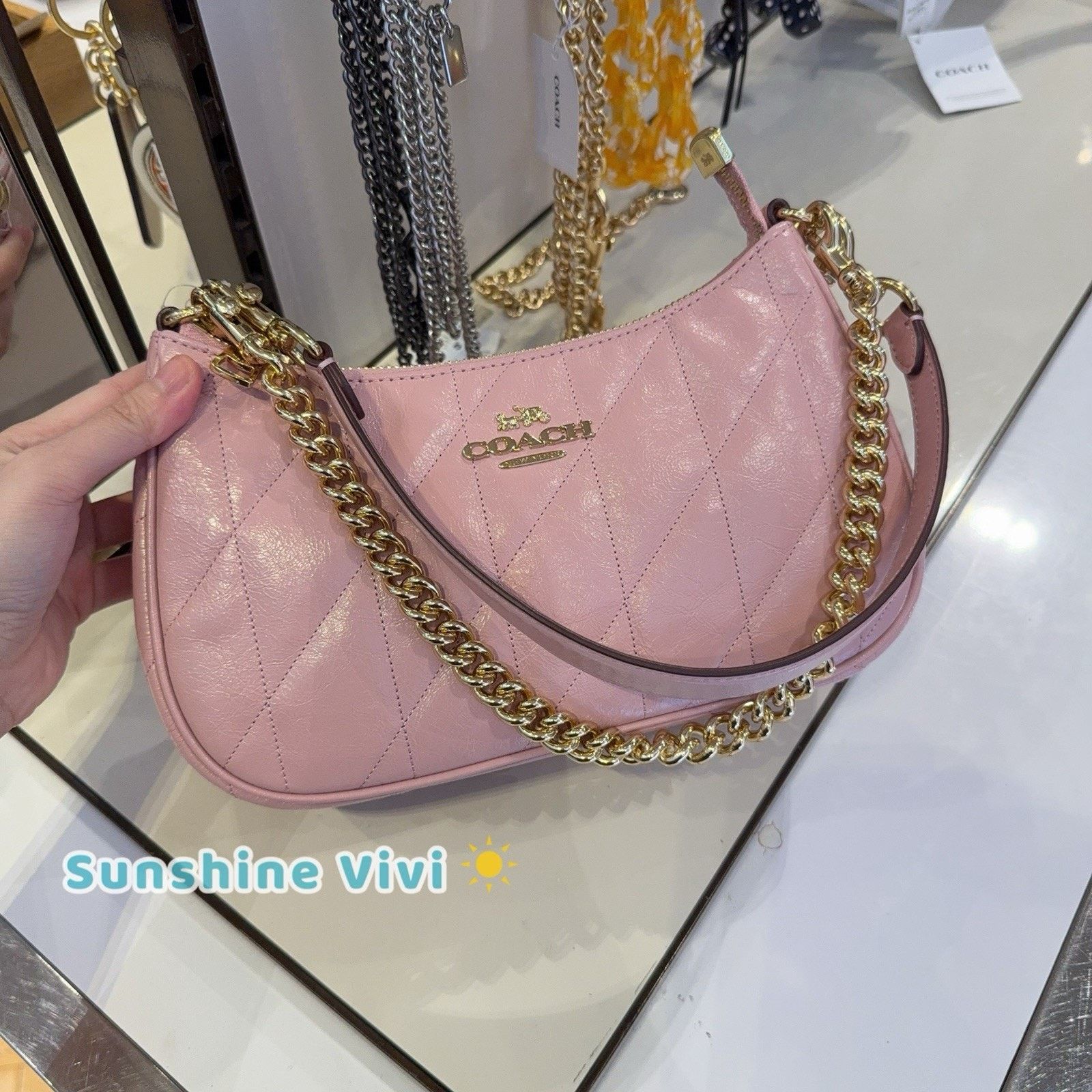 Coach NWT Coach CDY83 Teri Shoulder Bag leather IM/CARNATION Size ONE SIZE - 1 Thumbnail