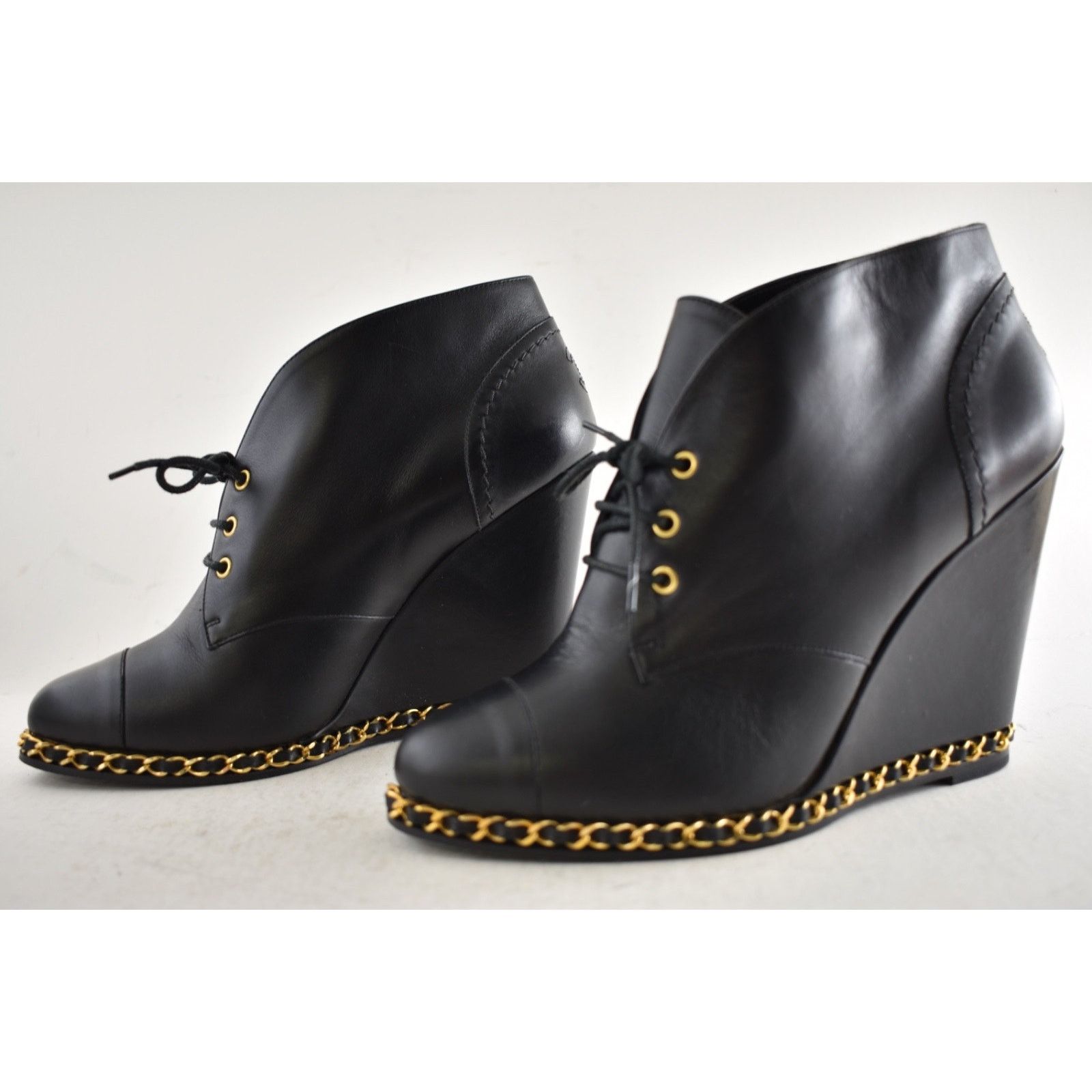 Chanel Chanel Black Leather Chain CC Lace Up Ankle Wedge Boot 38.5 Size US 8.5 / IT 38.5 - 13 Thumbnail