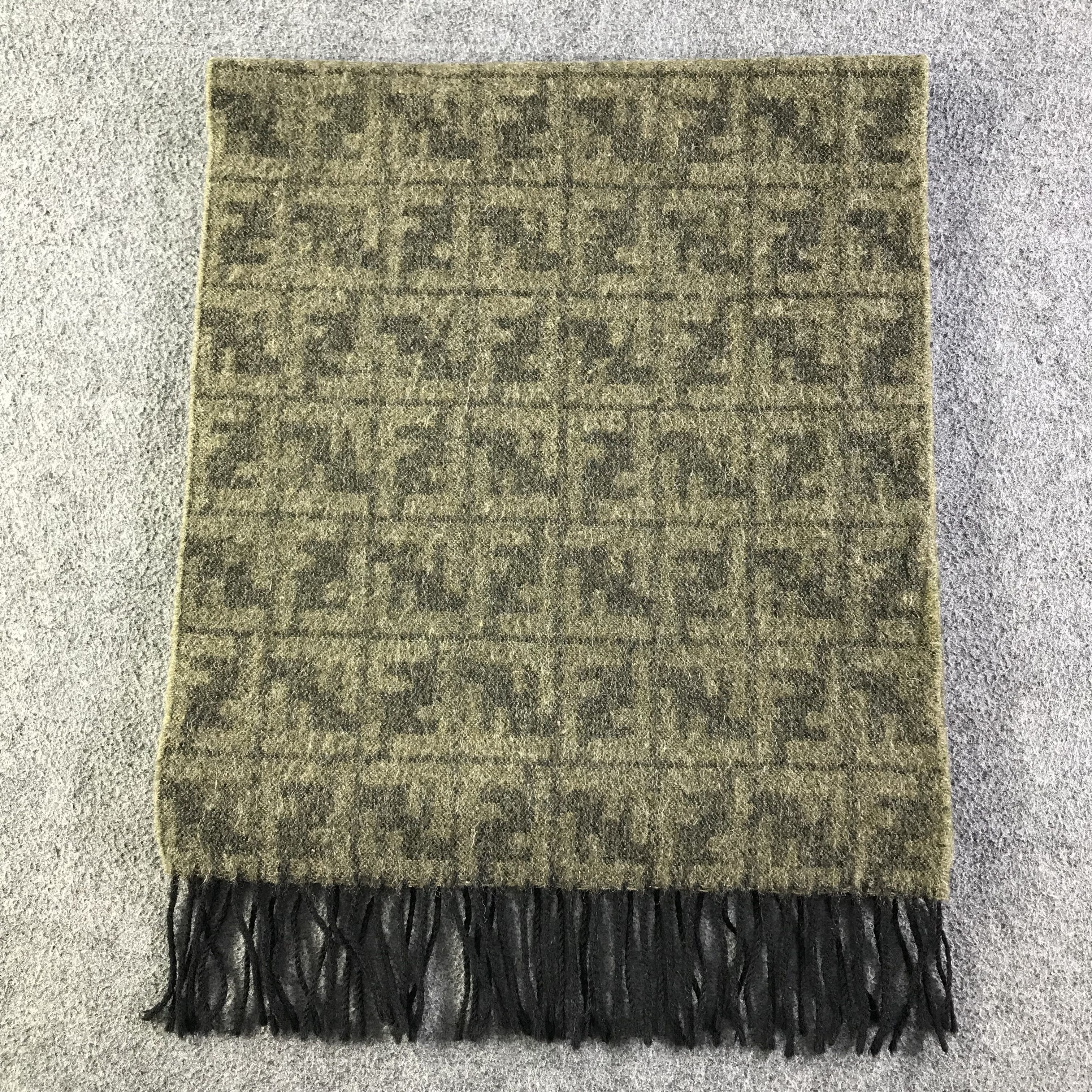 Fendi Fendi Scarf / Muffler / Neckwear SS1468 Size ONE SIZE - 2 Thumbnail
