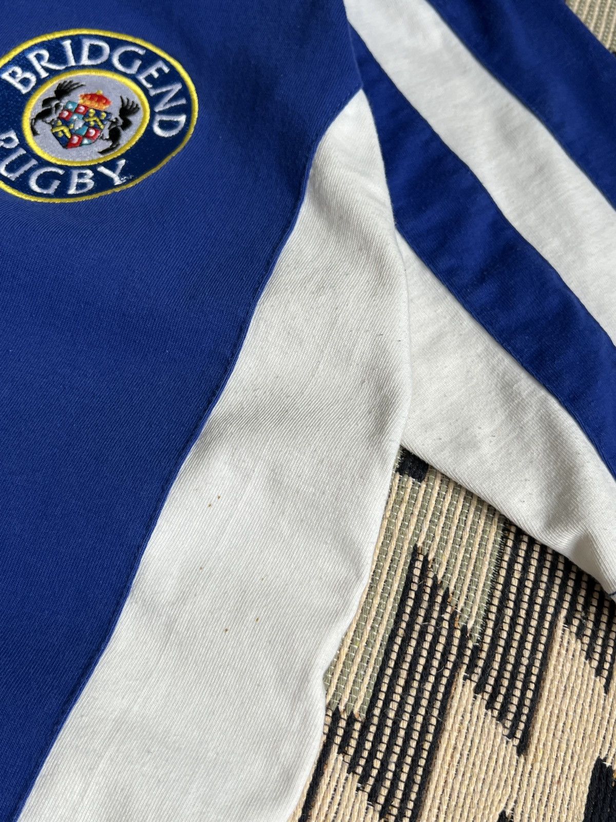 Vintage Vintage Bridgend 2002-03 Rugby Union Shirt Kooga Jersey Size US S / EU 44-46 / 1 - 9 Thumbnail