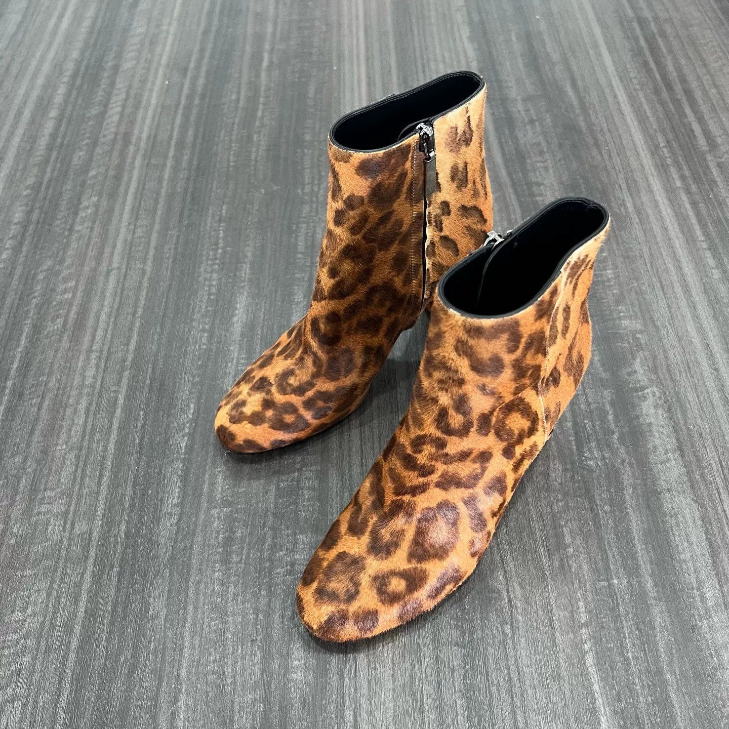 Saint Laurent Paris Saint Laurent SLP Suede Leopard Ankle Boots Size US 6 / IT 36 - 1 Thumbnail