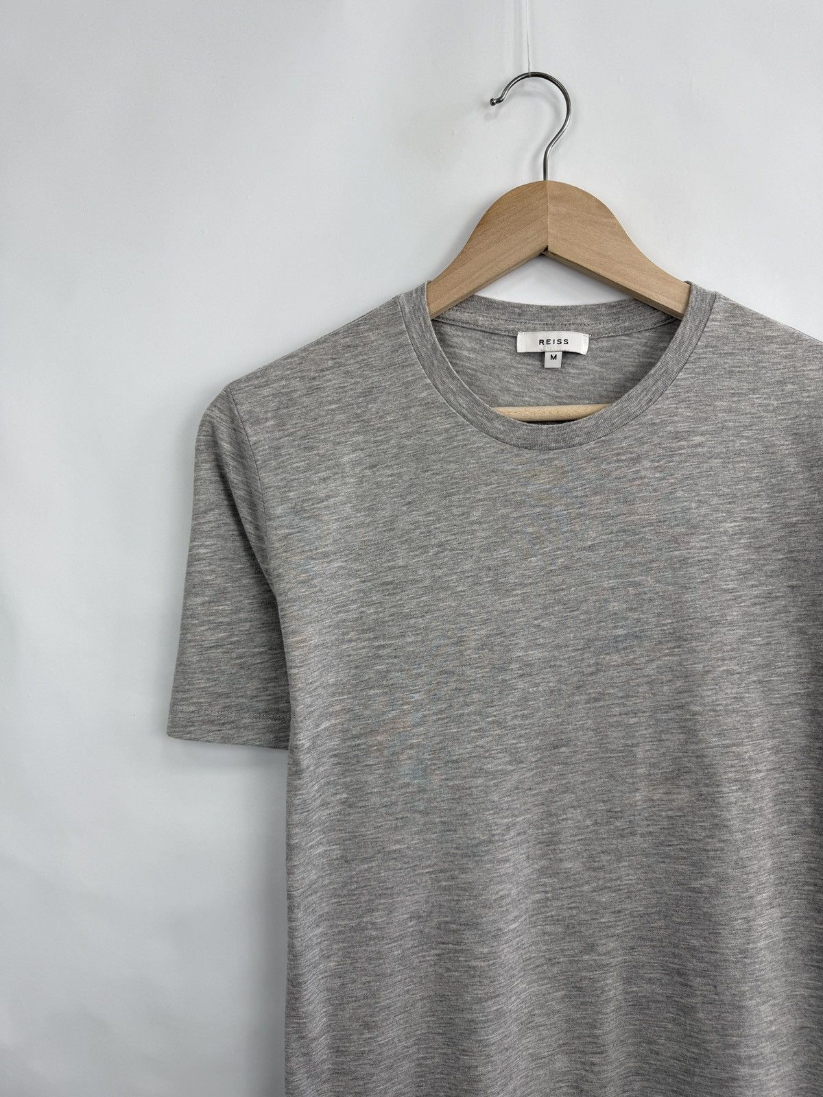 Reiss Reiss Luxury T-Shirt Rare Retro Hype Y2K Size US M / EU 48-50 / 2 - 2 Thumbnail