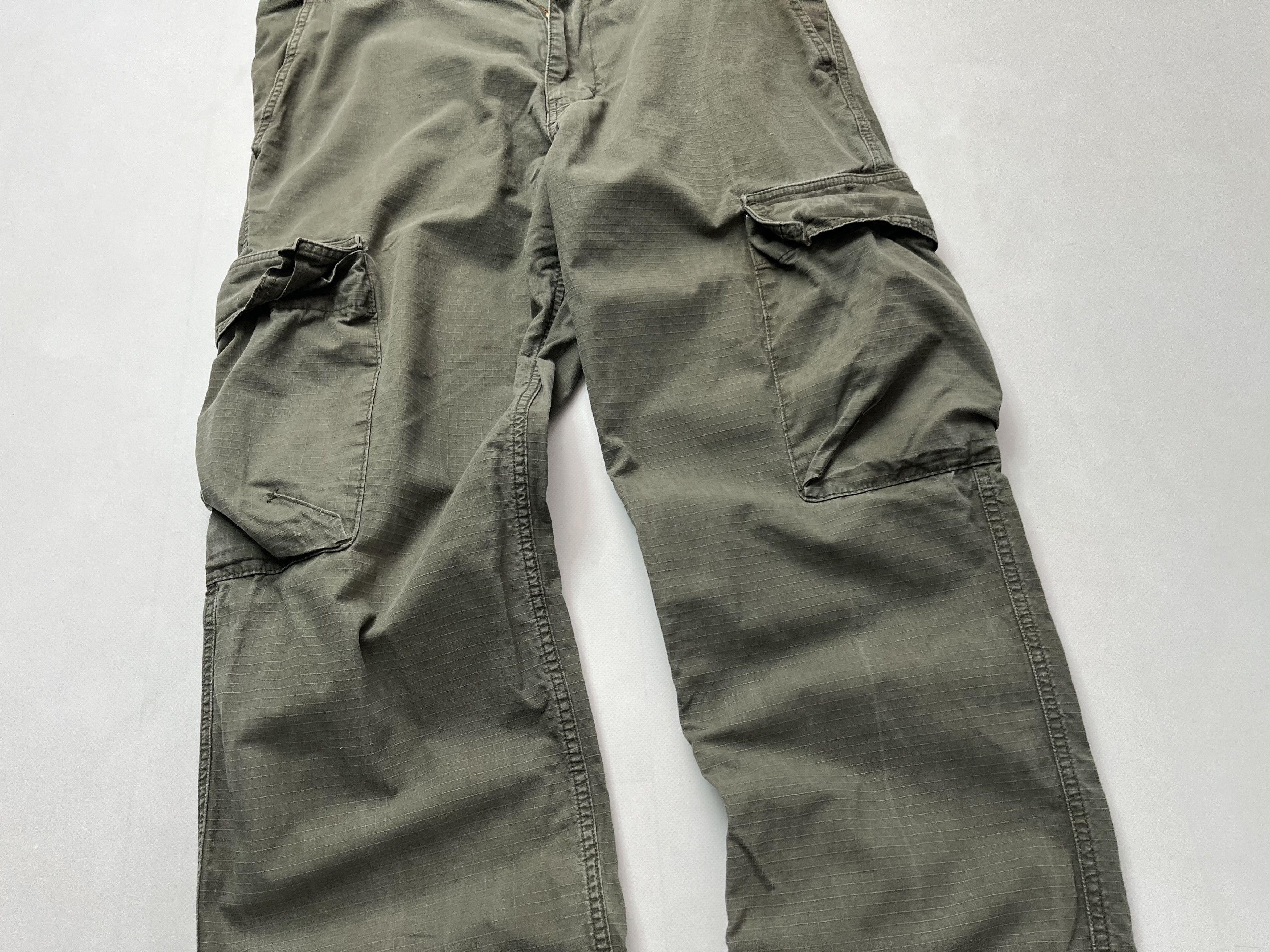Carhartt × Vintage Vintage Carhartt regular learn cargo pant Size US 34 / EU 50 - 11 Thumbnail