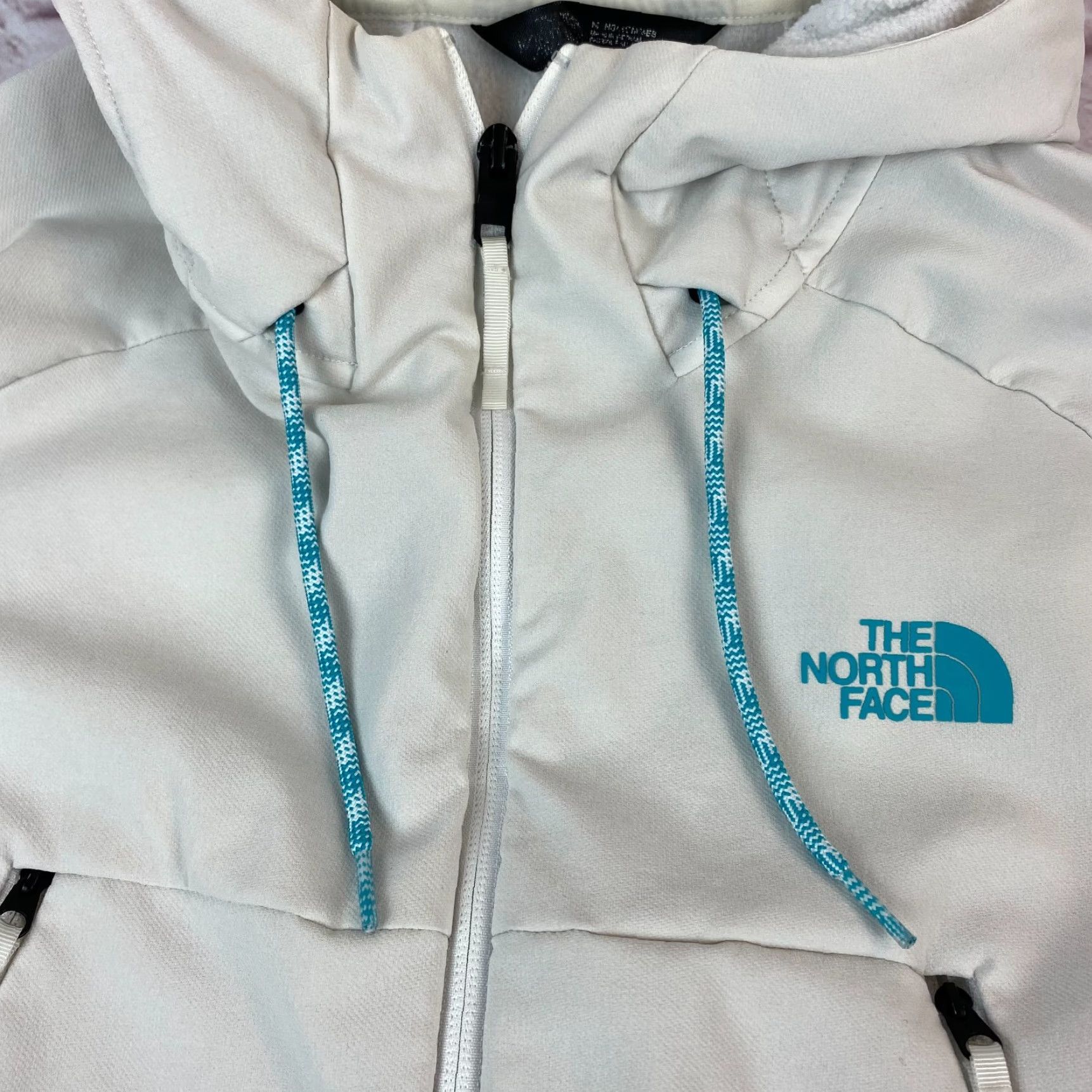 The North Face VINTAGE? No, not vintage. The North Face Expedition Antarctica 2017 Women Jacket Size M Full Zip Hoodie Size M / US 6-8 / IT 42-44 - 7 Thumbnail
