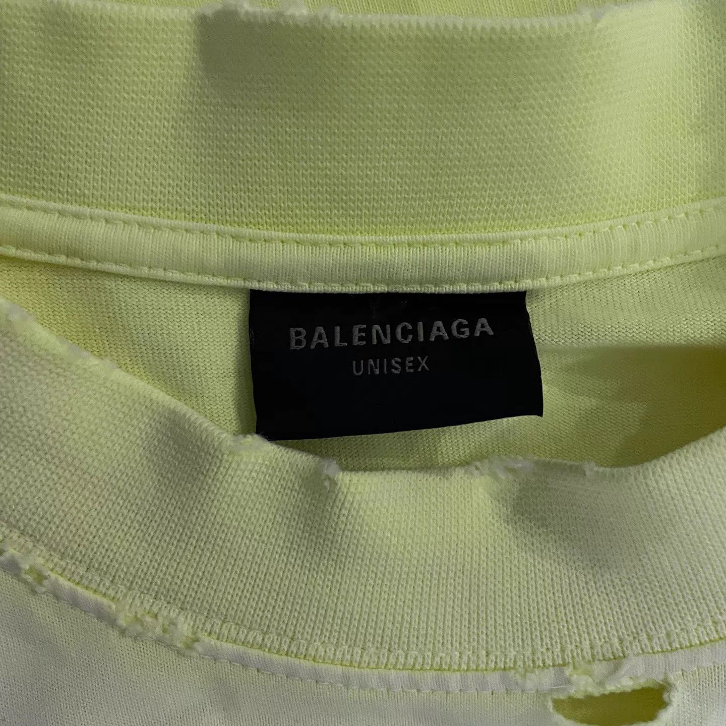 Balenciaga Balenciaga 24ss Fluo Yellow Tape Logo SS T-Shirt Size XS / US 0-2 / IT 36-38 - 3 Thumbnail