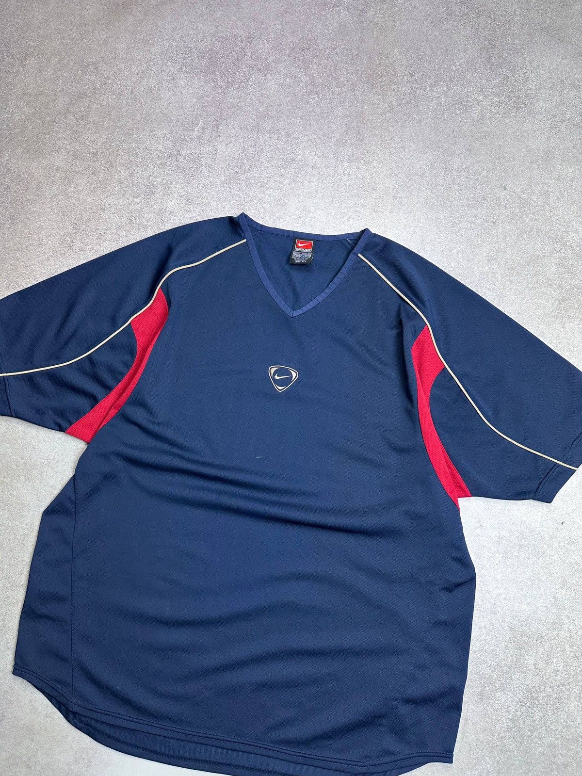 Nike Vintage Nike Team TN Skepta Style Y2K T-shirt L Size US L / EU 52-54 / 3 - 2 Thumbnail