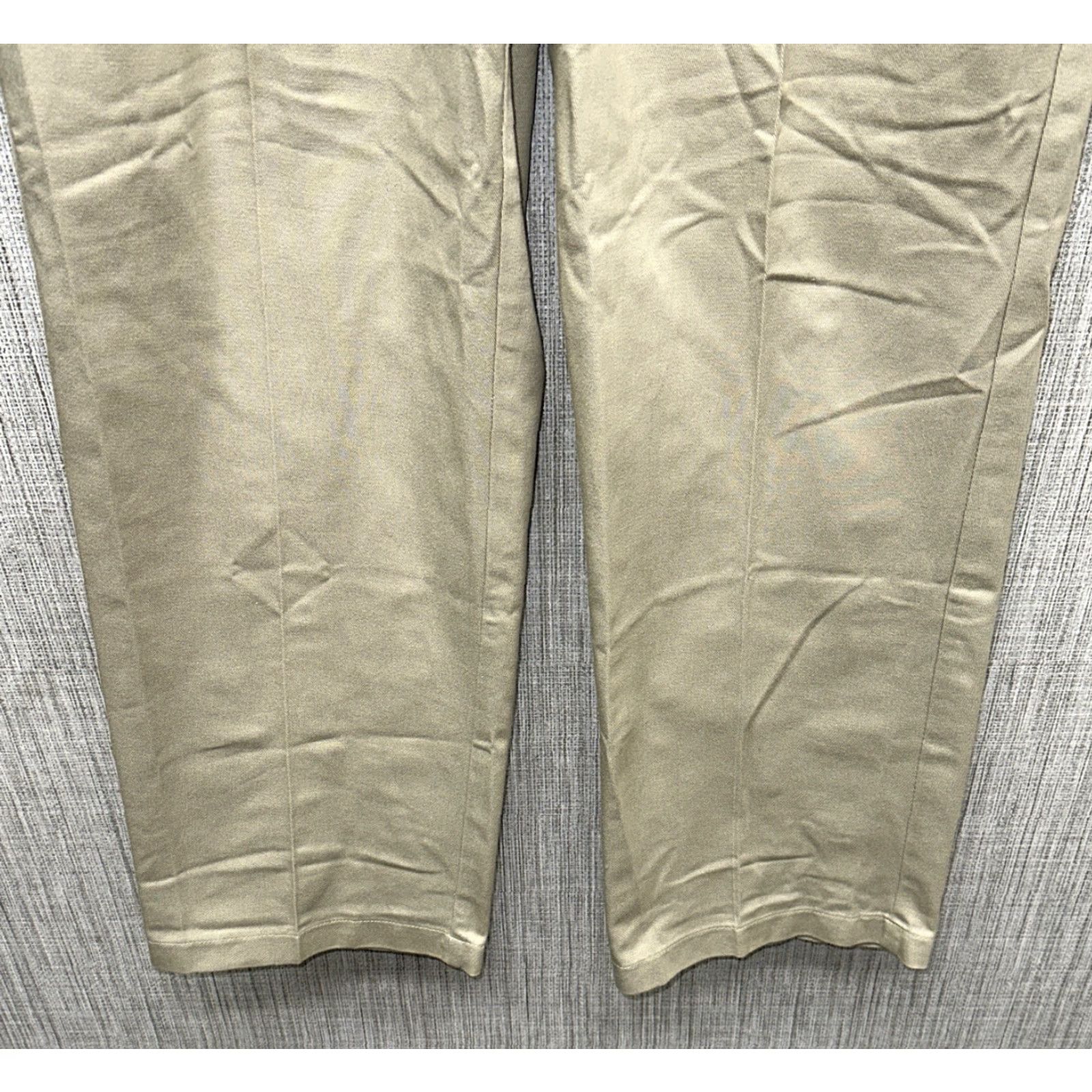 Tommy Hilfiger Tommy Hilfiger Pants Casual Men's Beige Cotton Zip Fly 36x32 NWT Regular Front 32 Inseam Mens pants Size US 36 / EU 52 - 3 Thumbnail