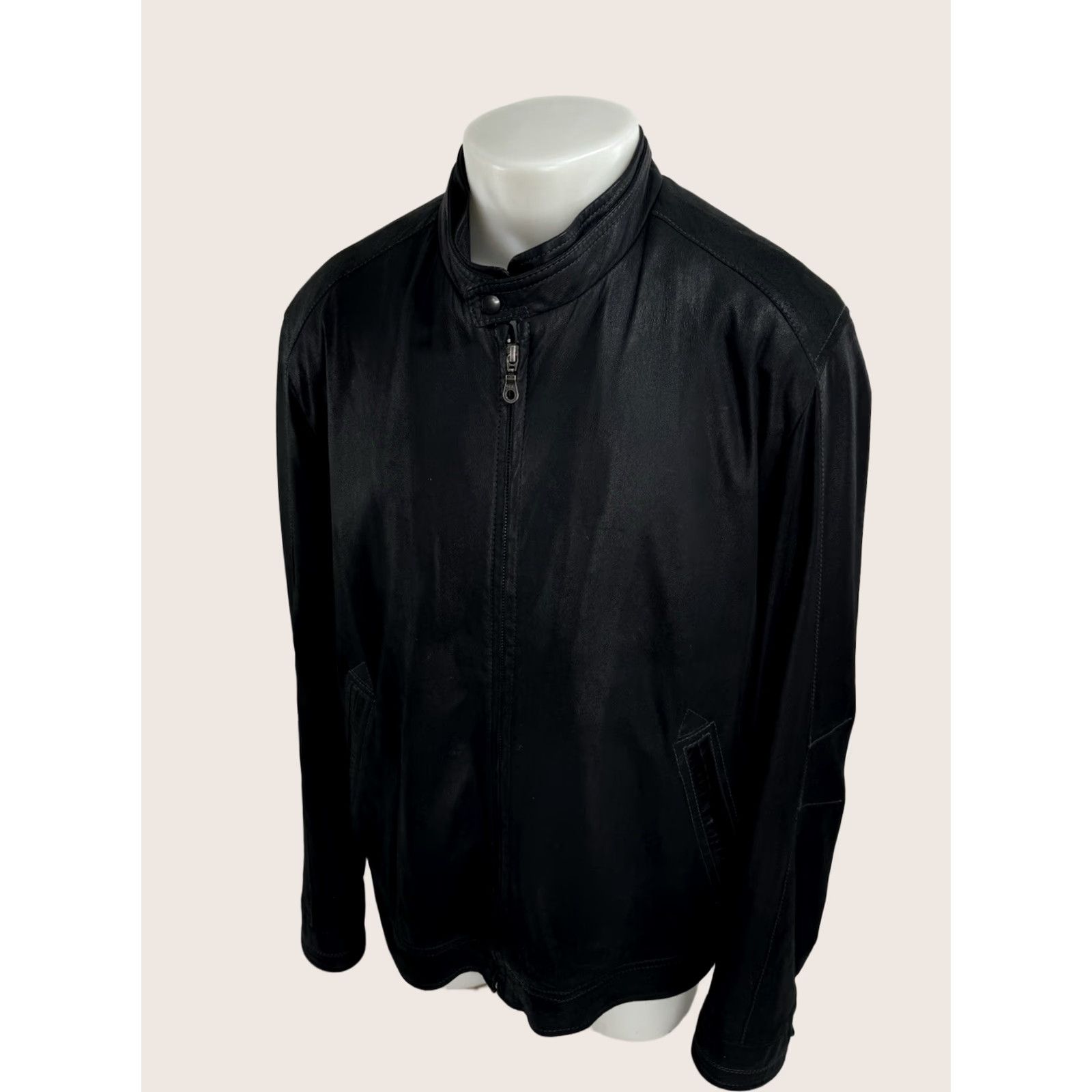 Vintage REMY Leather Moto Jacket Bomber Sz. 44 Shoulder Pads Full Zip Men Black 90s Motorcycle Style Shirt/Jacket Size US S / EU 44-46 / 1 - 1 Thumbnail