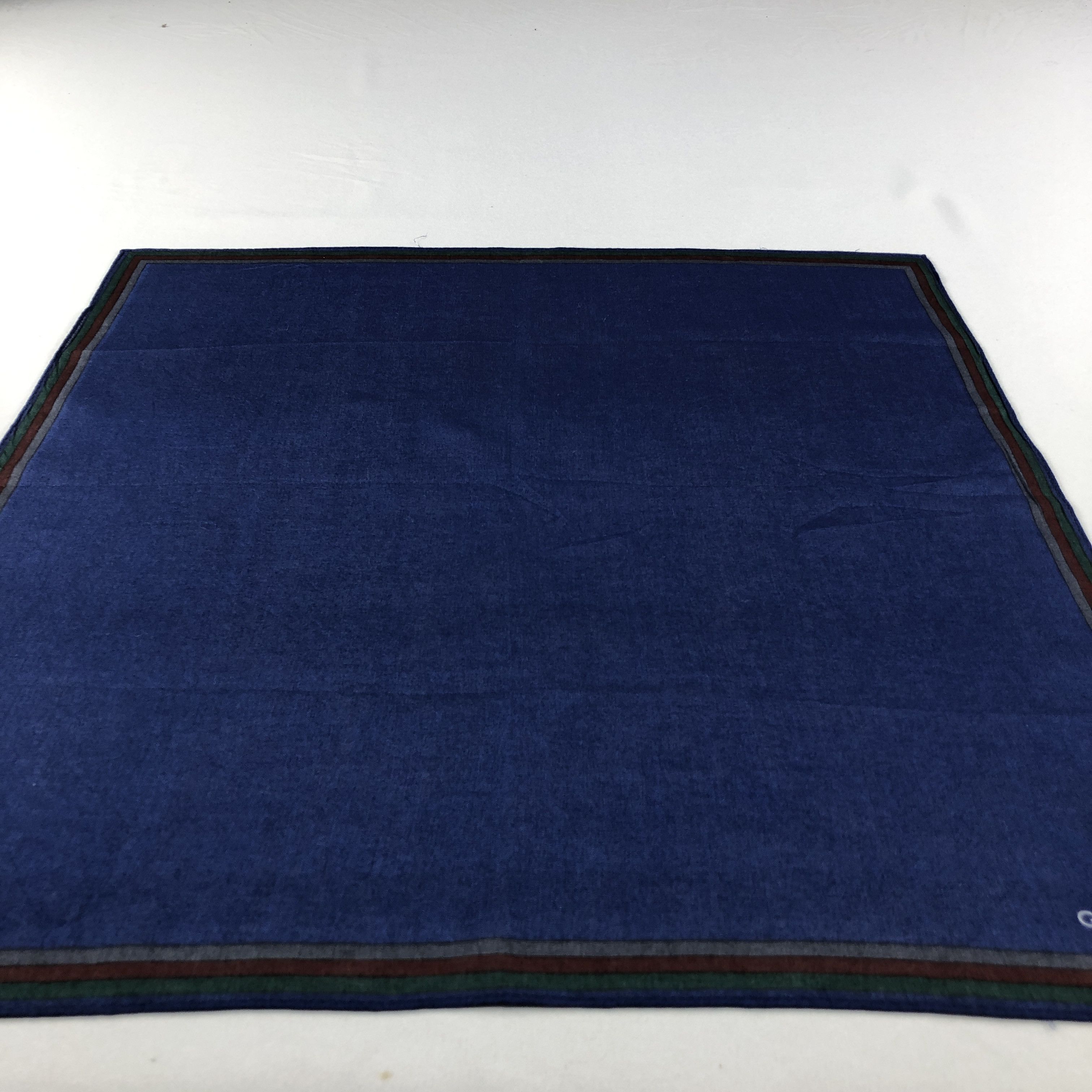 Givenchy Givenchy Handkerchief Neckerchief Bandana H3090 Size ONE SIZE - 4 Thumbnail