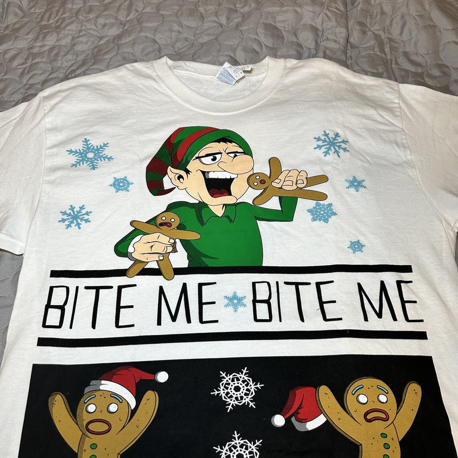 Gildan Gildan White Christmas T-Shirt Bite Me Gingerbread Unisex L Size US L / EU 52-54 / 3 - 2 Thumbnail