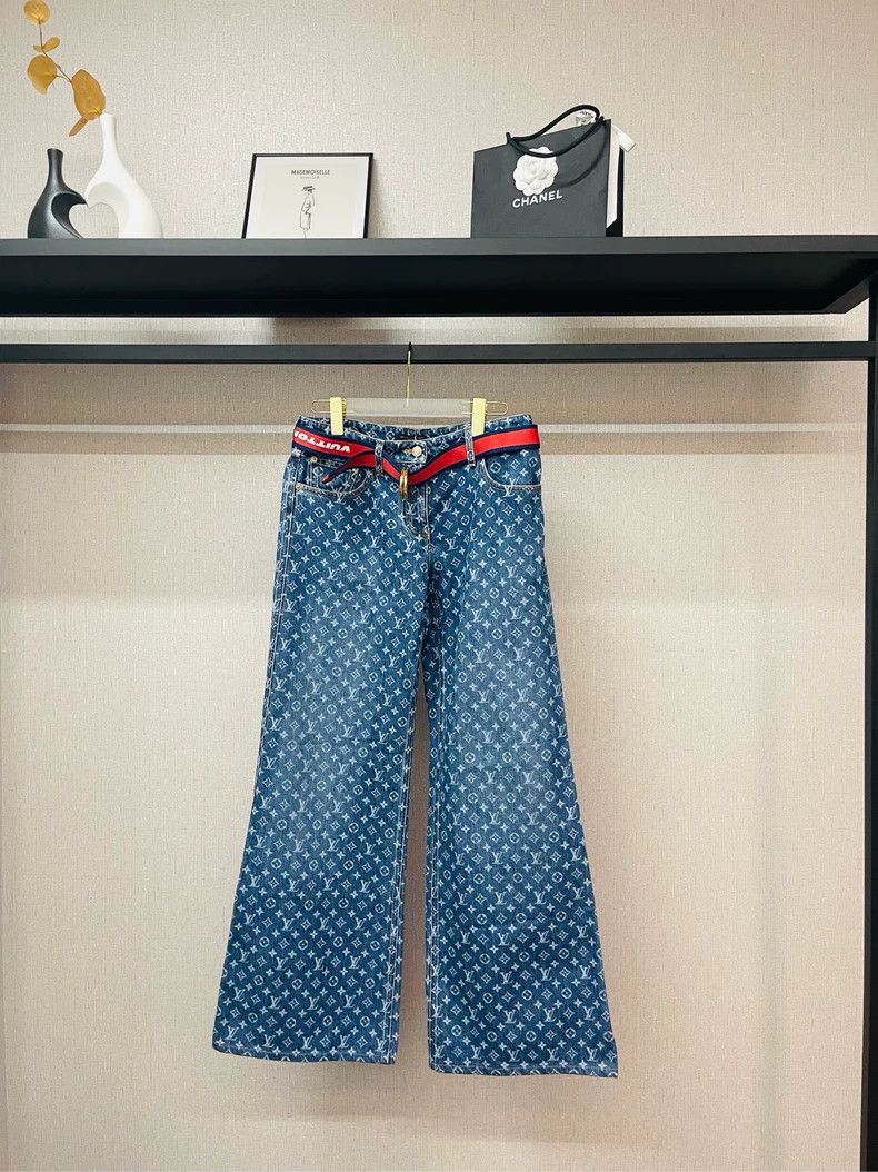 Louis Vuitton Louis Vuitton 24 blue full aged flared jeans 2505-Nextarrow Size 37" - 1 Thumbnail