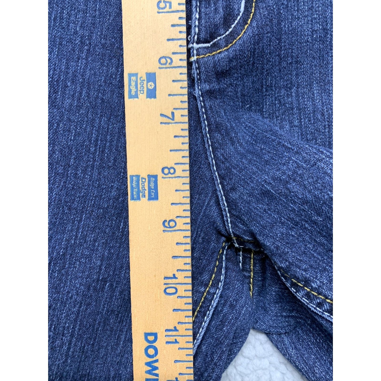 Vintage Cato Jeans Capri's Size 14 Women’s Crop Blue 32" x 16" Denim Capris 5-Pocket Regular Women Size 36" / US 14 / IT 50 - 6 Thumbnail