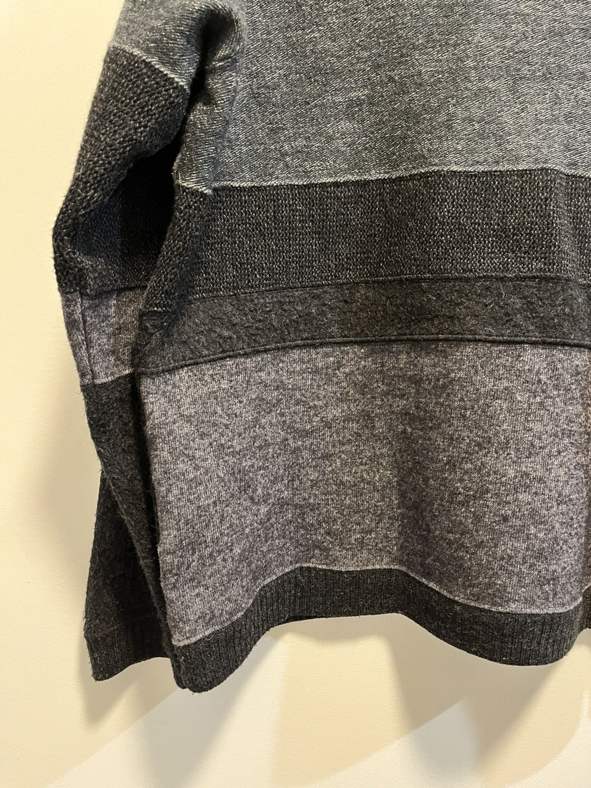 White Mountaineering Contrasting Materials Knit Sweater Size US S / EU 44-46 / 1 - 4 Thumbnail