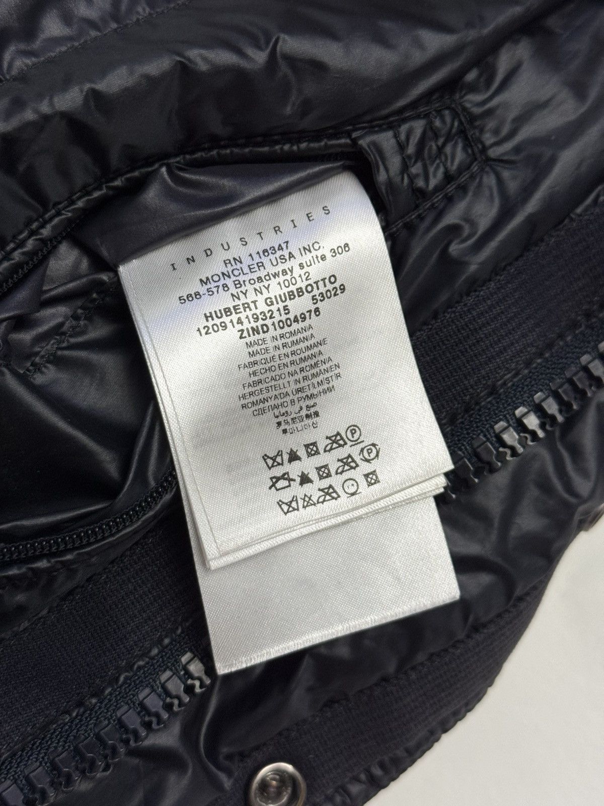 Moncler Moncler Hubert down jacket Size US L / EU 52-54 / 3 - 16 Thumbnail