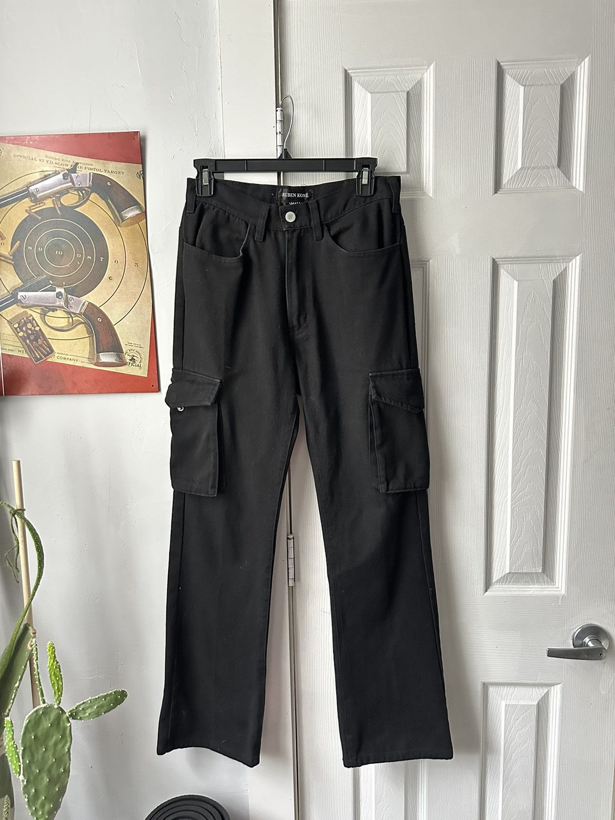 image of Ruben Kone Rubén Kone Cargo Pants in Black, Men's (Size 29)