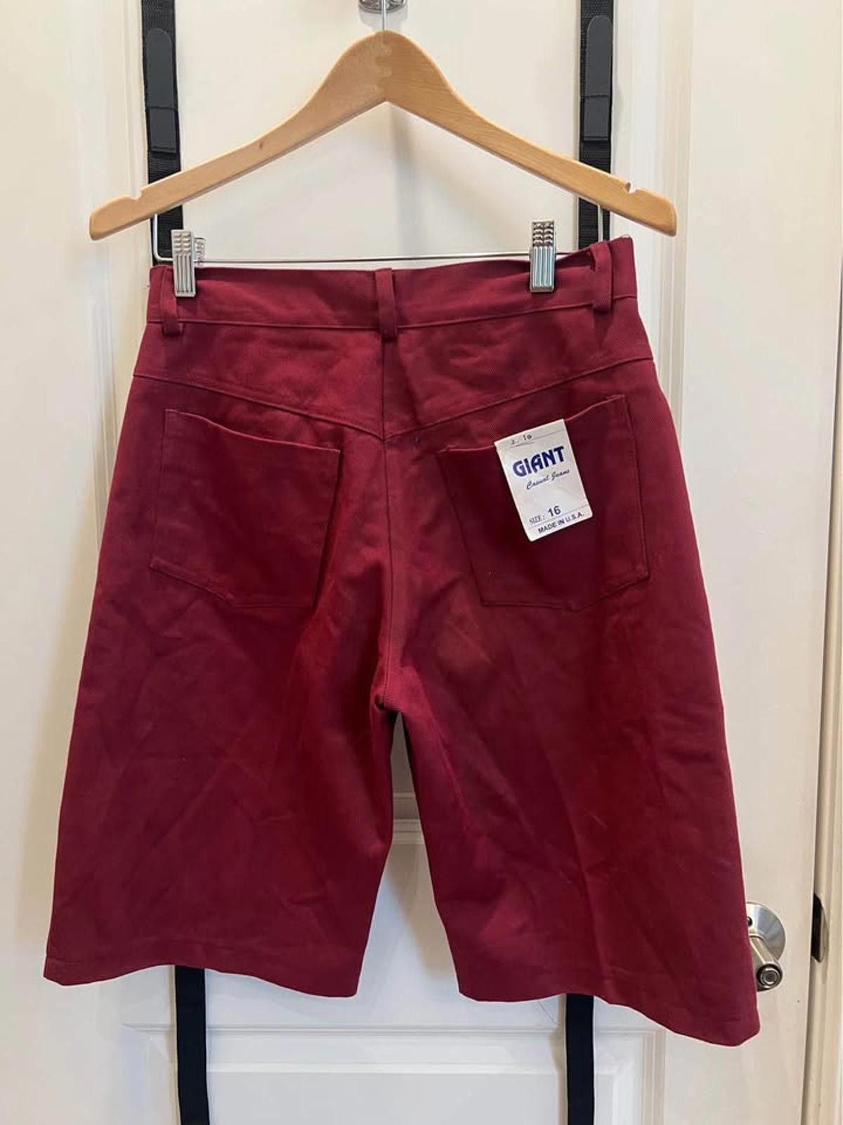 Designer Vintage GIANT Shorts – Size 16 – Made in USA – NWT Size 38" / US 16 / IT 52 - 1 Thumbnail