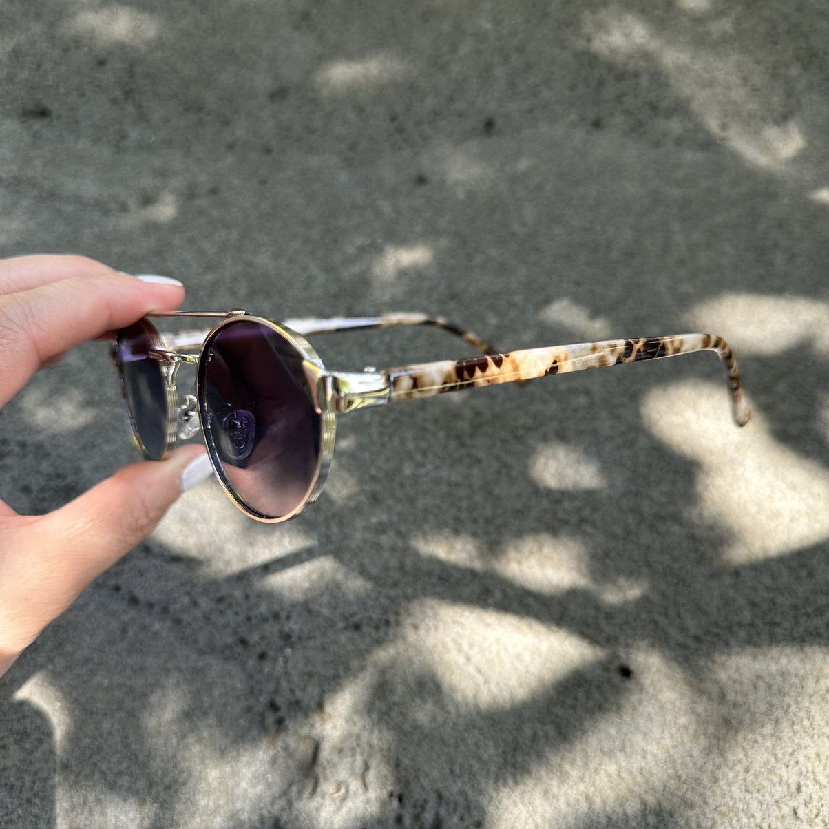Other Y2K Unisex Sunglasses Retro Fashion Shades KD6162-03 Size ONE SIZE - 2 Thumbnail
