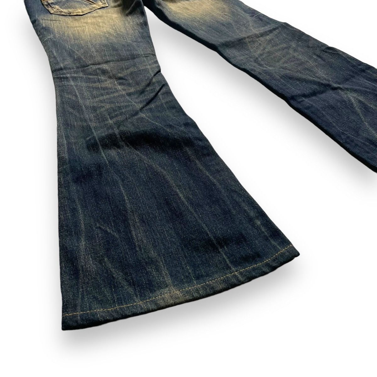 If Six Was Nine × Japanese Brand × Le Grande Bleu (L.G.B.) 🇯🇵 LOLITA RUSTY SUPER FLARE DENIM PANTS Size 30" / US 8 / IT 44 - 14 Thumbnail