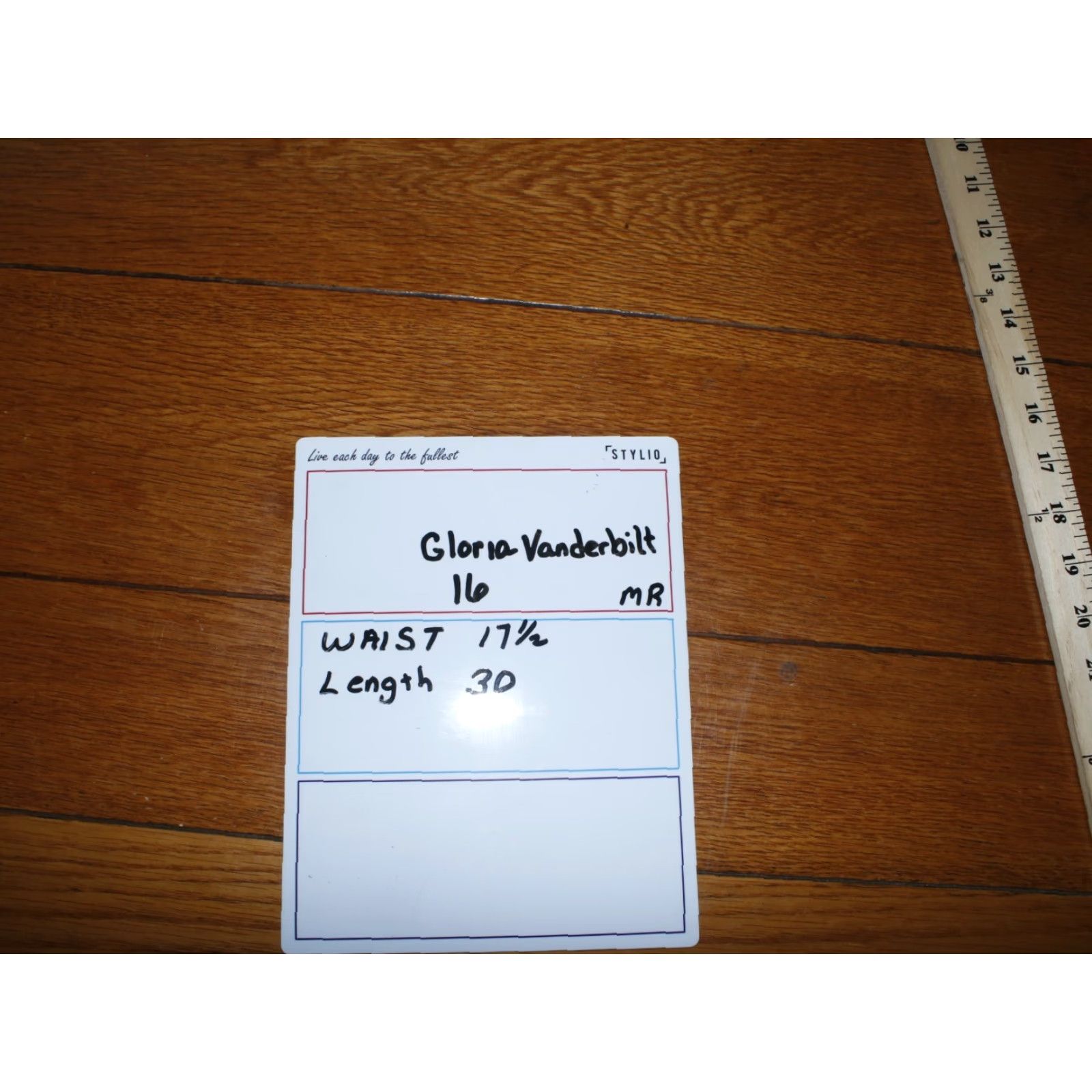 Gloria Vanderbilt Gloria Vanderbilt Amanda Medium Jeans 16 Women's Blue 35X30 High Rise Straight Zip Inseam 30 Comment: VG Size 38" / US 16 / IT 52 - 8 Thumbnail