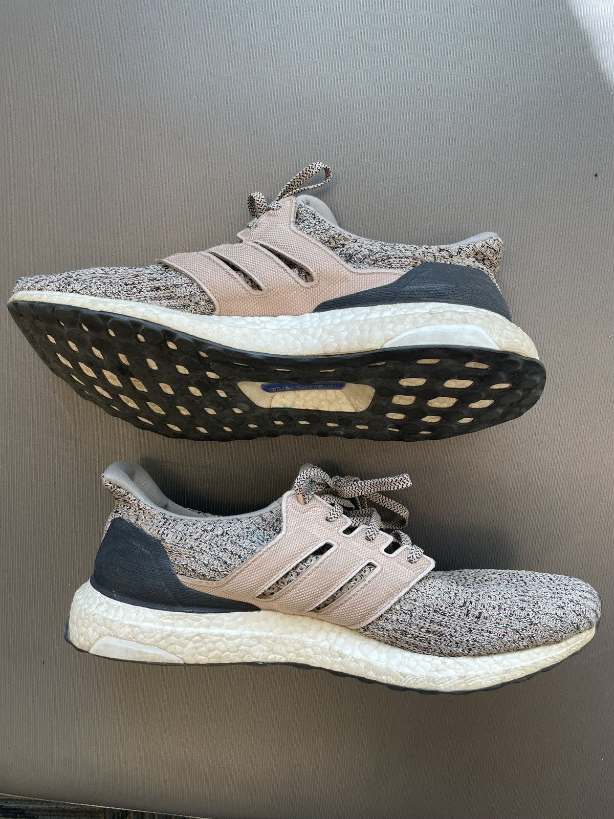 Adidas Adidas Ultraboost 4.0 Ash Pearl Size US 10.5 / EU 43-44 - 3 Thumbnail