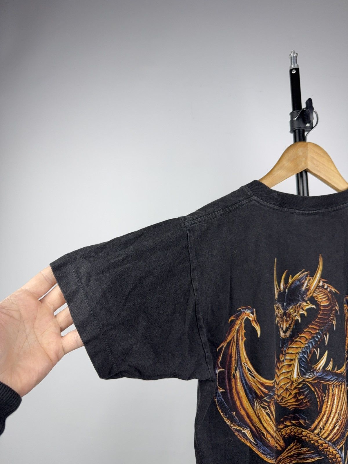 Japanese Brand Vintage 90s Dragon Graphic Fantasy Gothic Style Tee Shirt Size US S / EU 44-46 / 1 - 8 Thumbnail