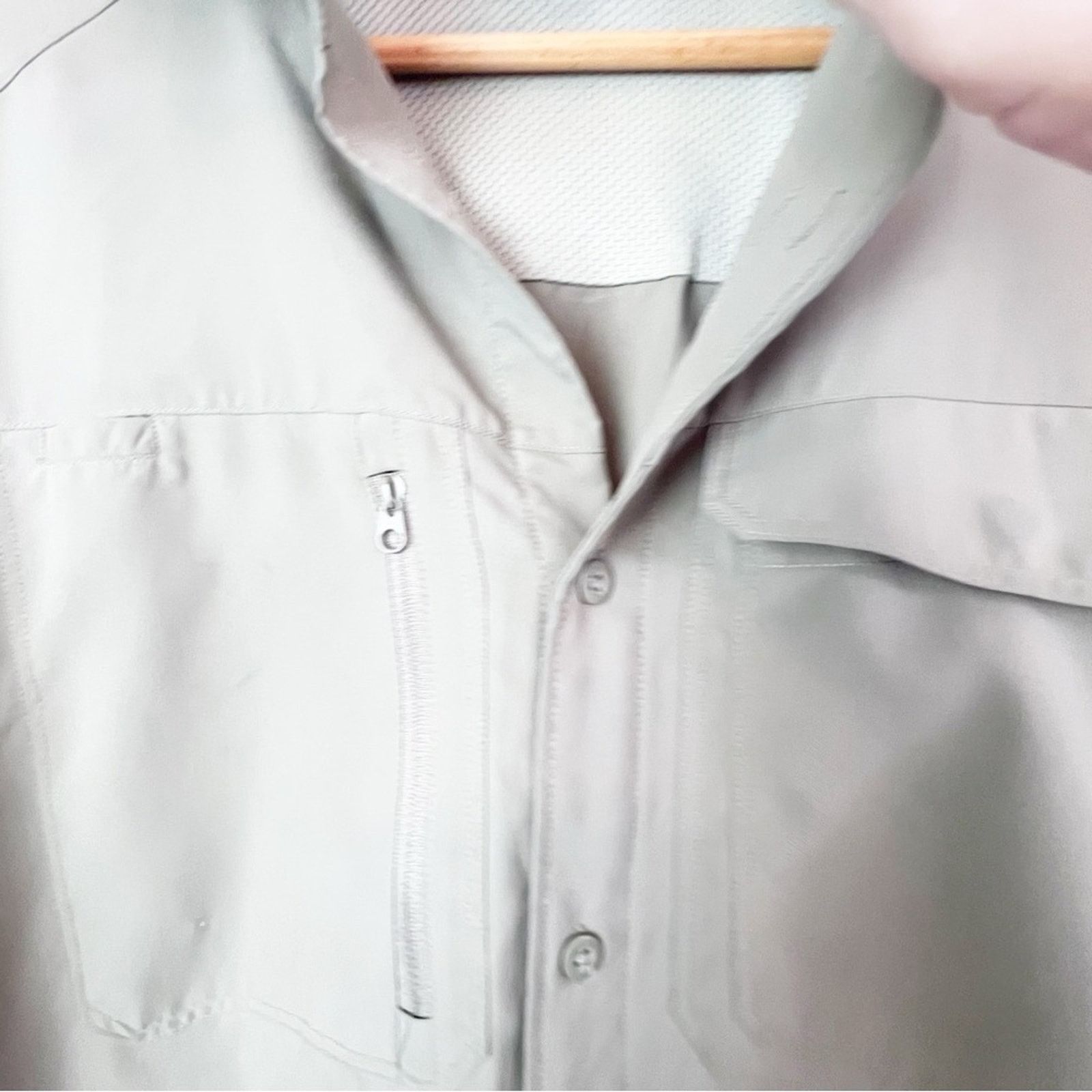 Under Armour Under Armour Khaki Tactical Utility Shirt Men’s Size Large Size US L / EU 52-54 / 3 - 4 Thumbnail